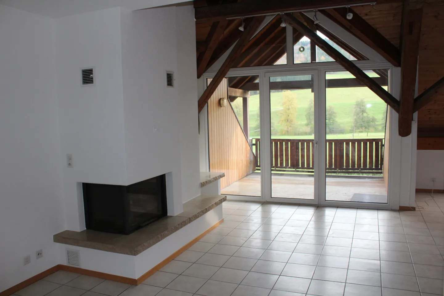 Appartement Charmant avec Balcon - Photo 1 sur 8