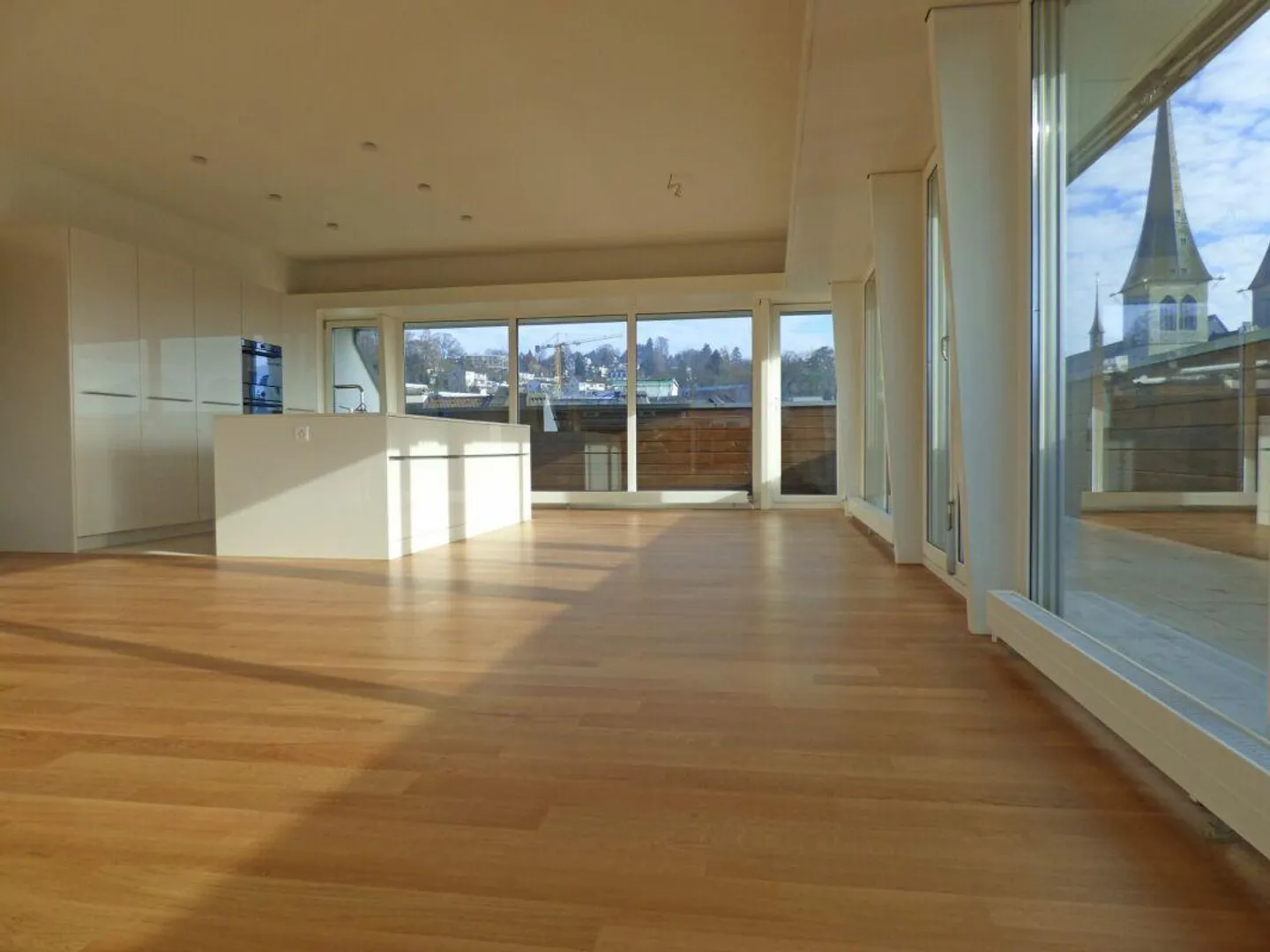 Appartement de ville élégant avec vue - Photo 3 sur 9