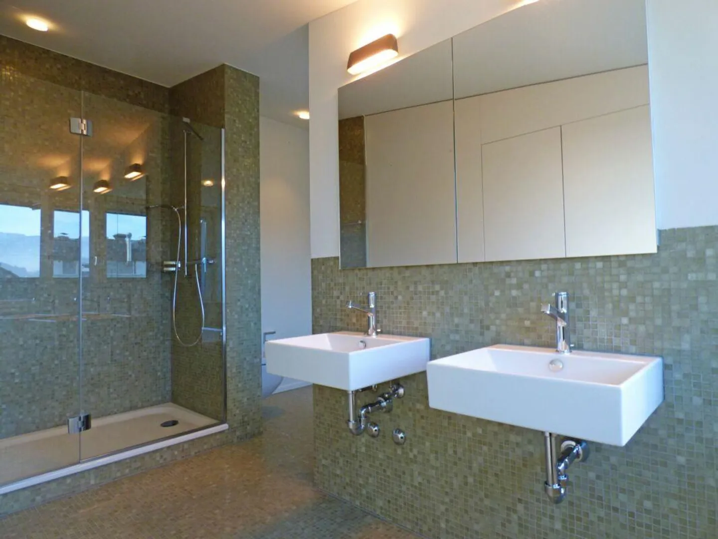Appartement de ville élégant avec vue - Photo 4 sur 9