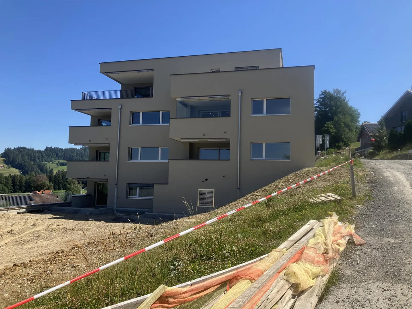 Prima locazione - Foto 1 di 8