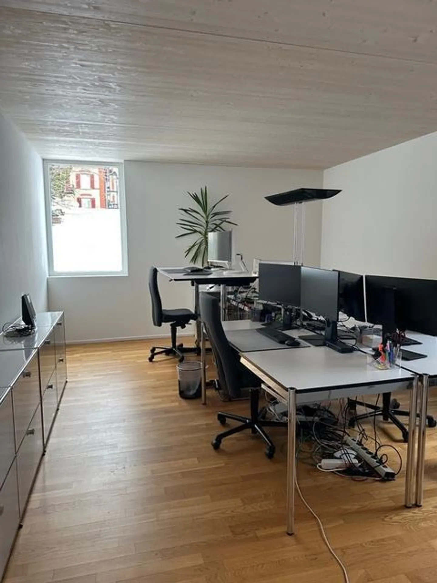 très beaux, lumineux et centraux bureaux, espaces de pratique, ateliers - Photo 3 sur 6