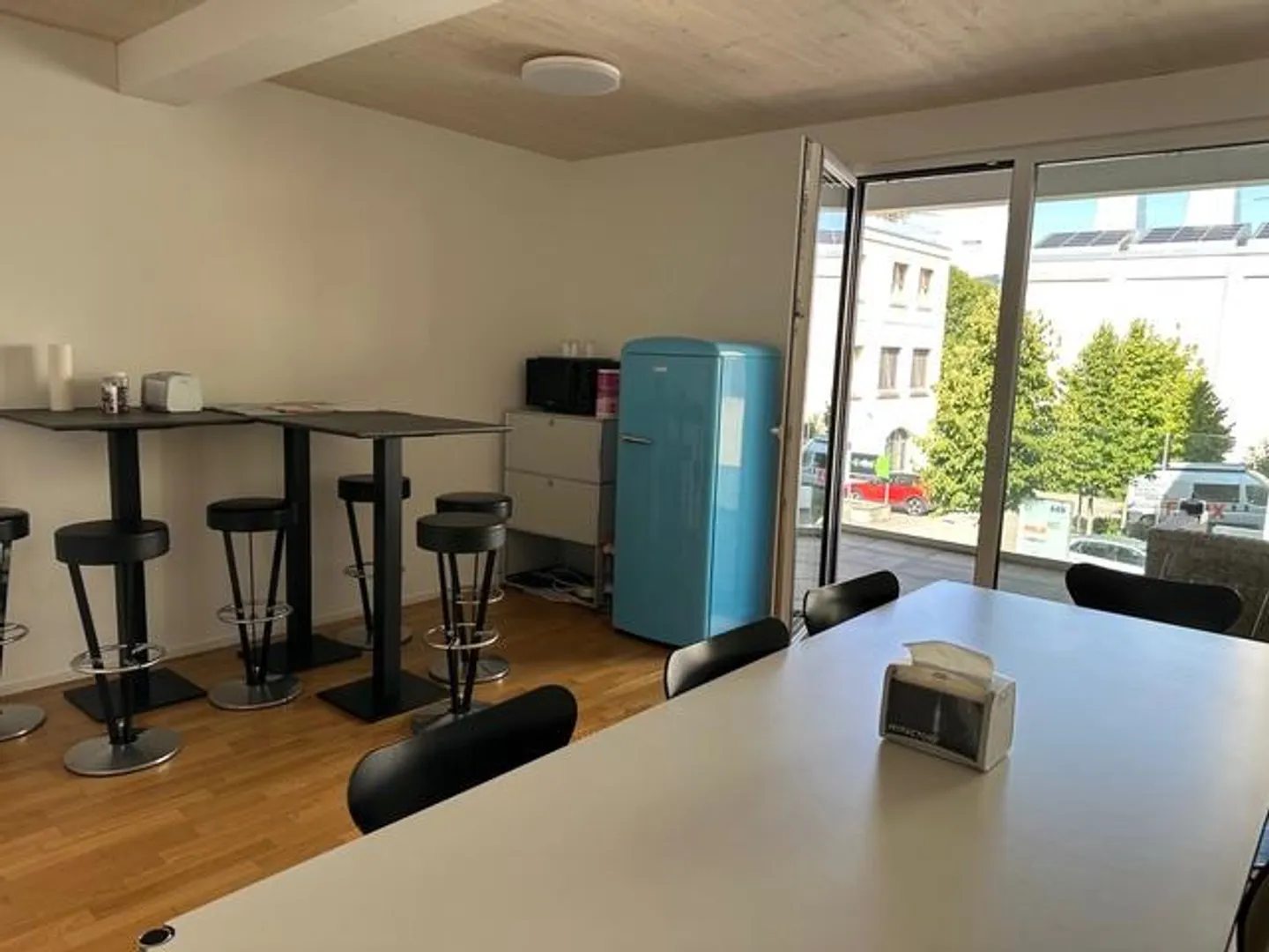 très beaux, lumineux et centraux bureaux, espaces de pratique, ateliers - Photo 5 sur 6