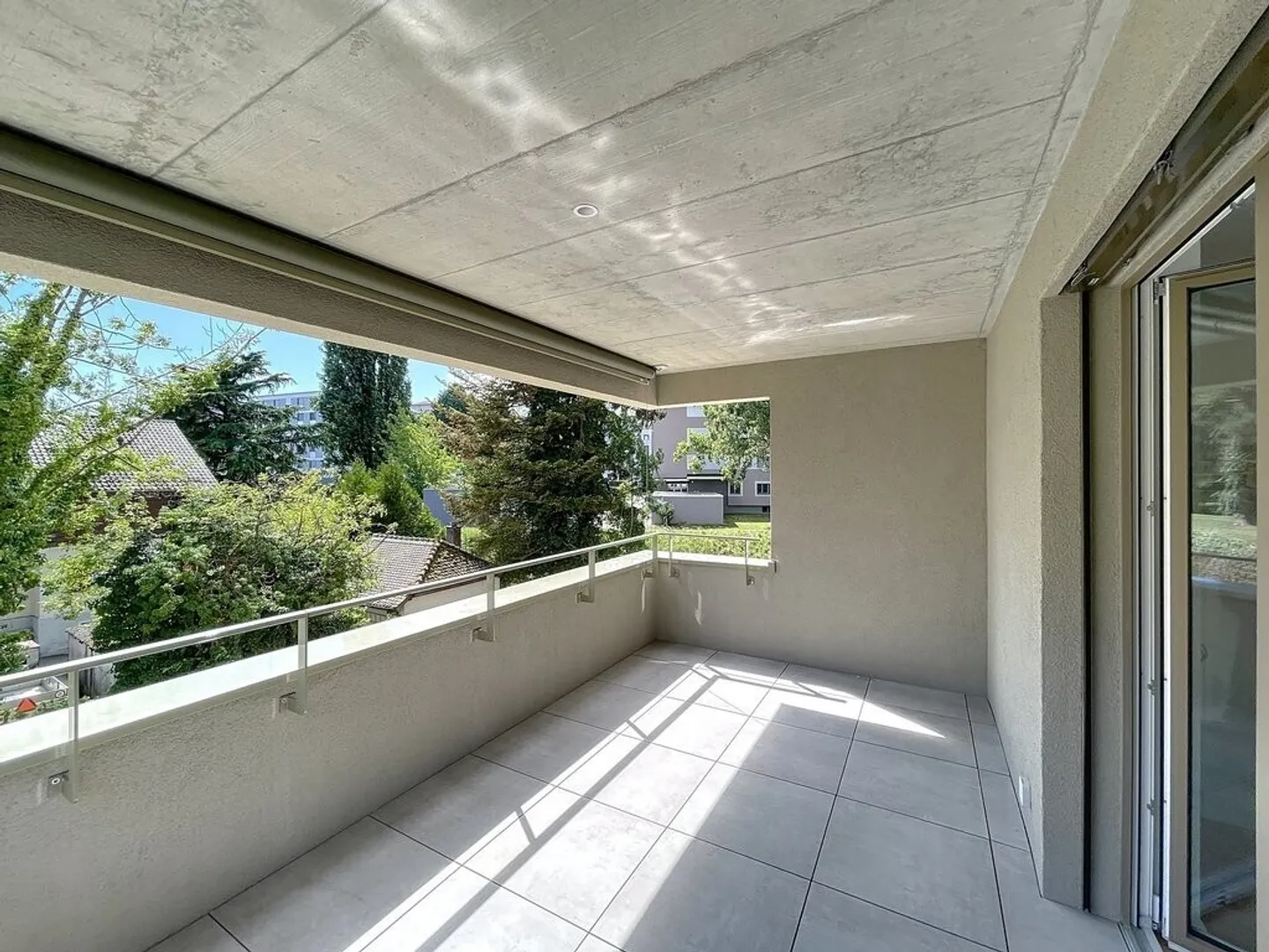 Bureau neuf de 51 m2 aménagé avec deux terrasses - Photo 6 sur 6