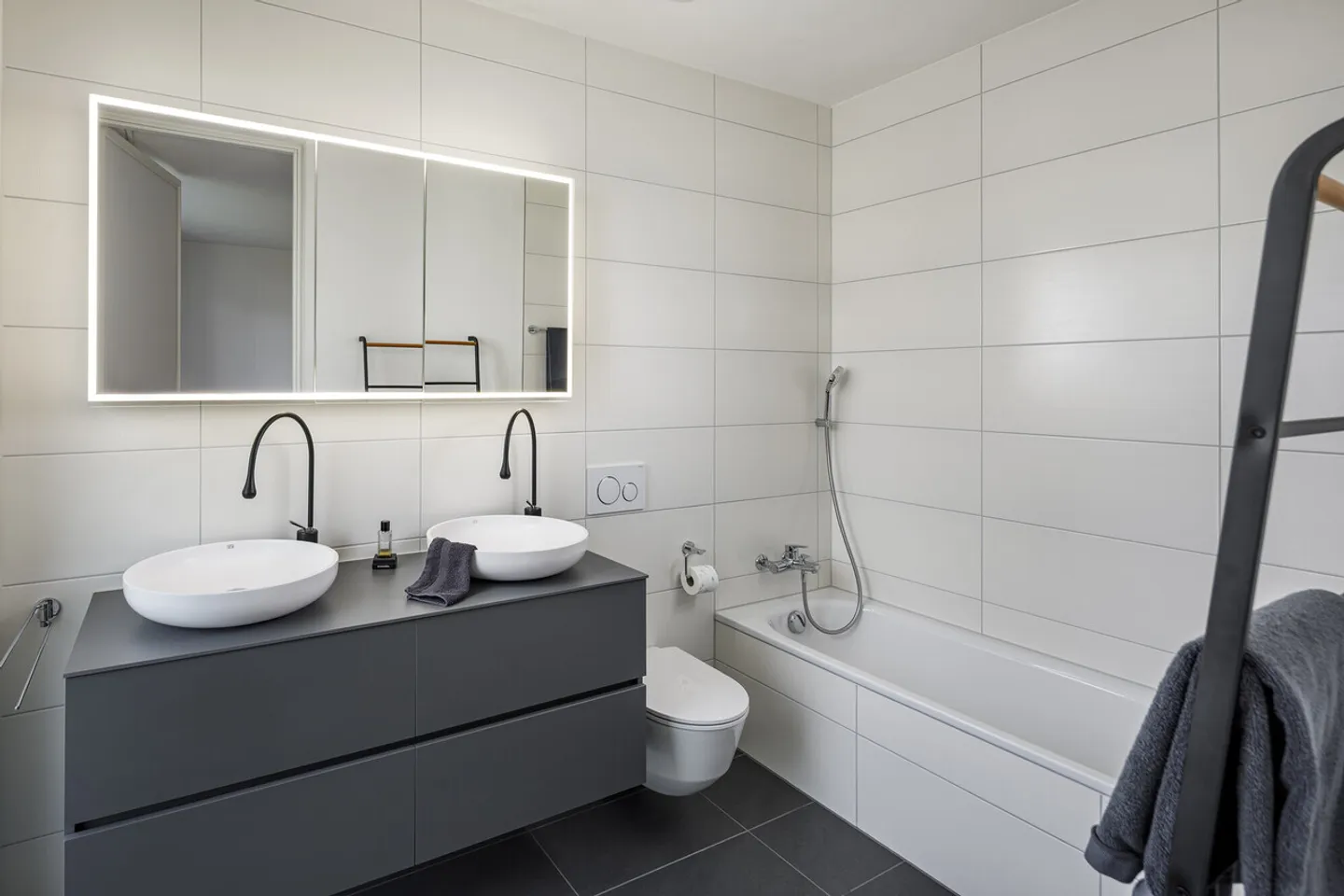 MAISON FLORA - Photo 3 of 5