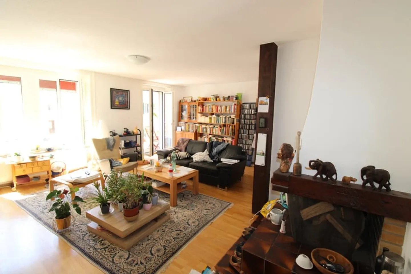 Grosse 4œ-Zimmerwohnung mit Balkon in Jugendstilhaus nahe Bahnhof - Foto 3 di 11