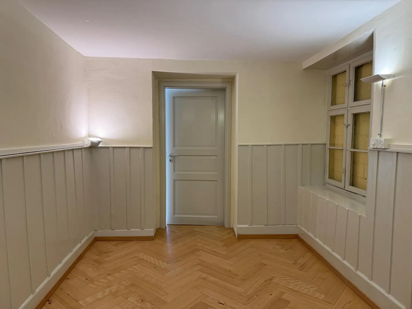 Ufficio / Atelier / Terapia - Posizione Centrale a Laufen - Foto 6 di 9