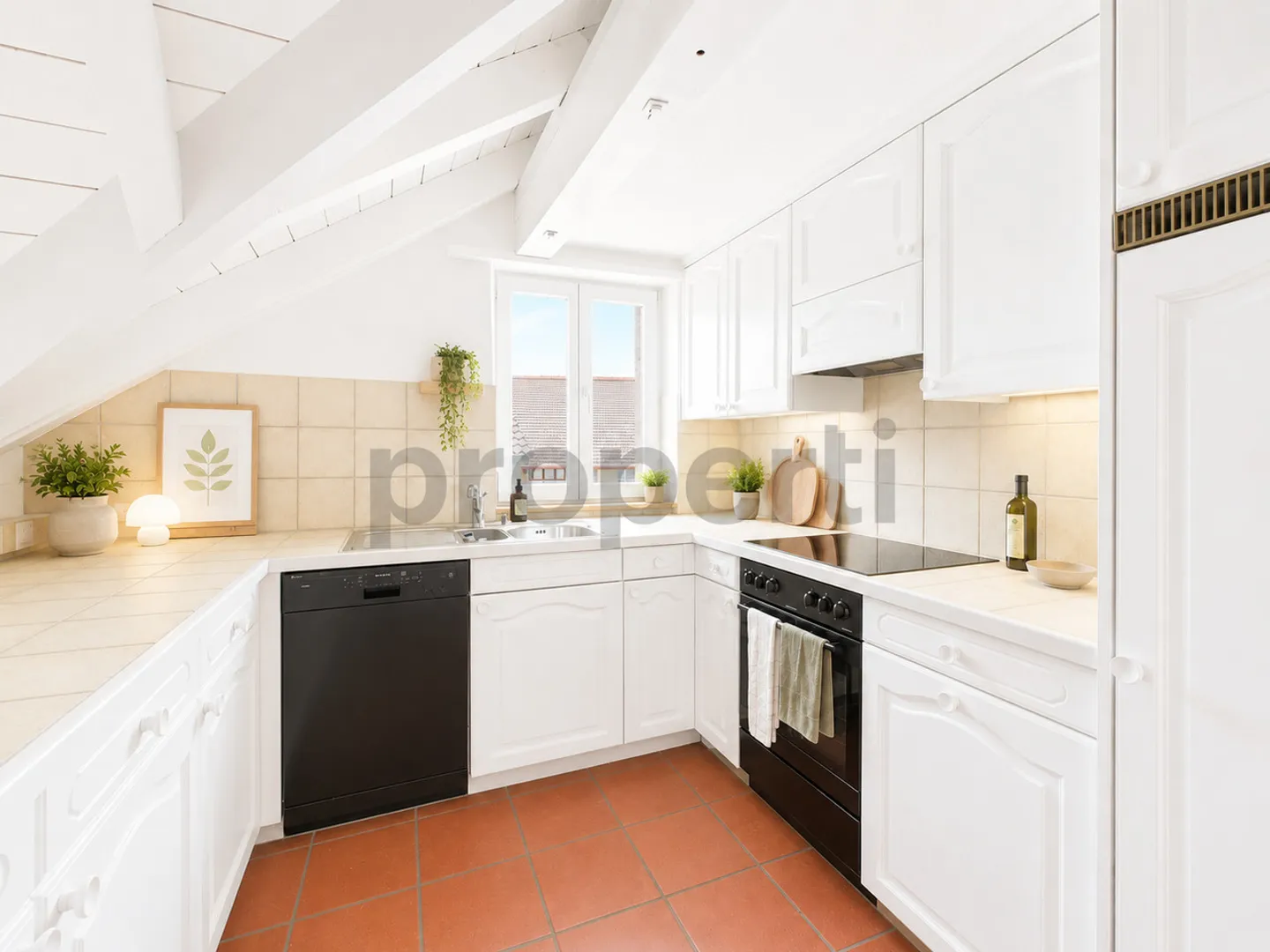 Luminoso appartamento mansardato di 4,5 stanze con balcone e spese accessorie incluse a Beringen - Foto 10 di 13