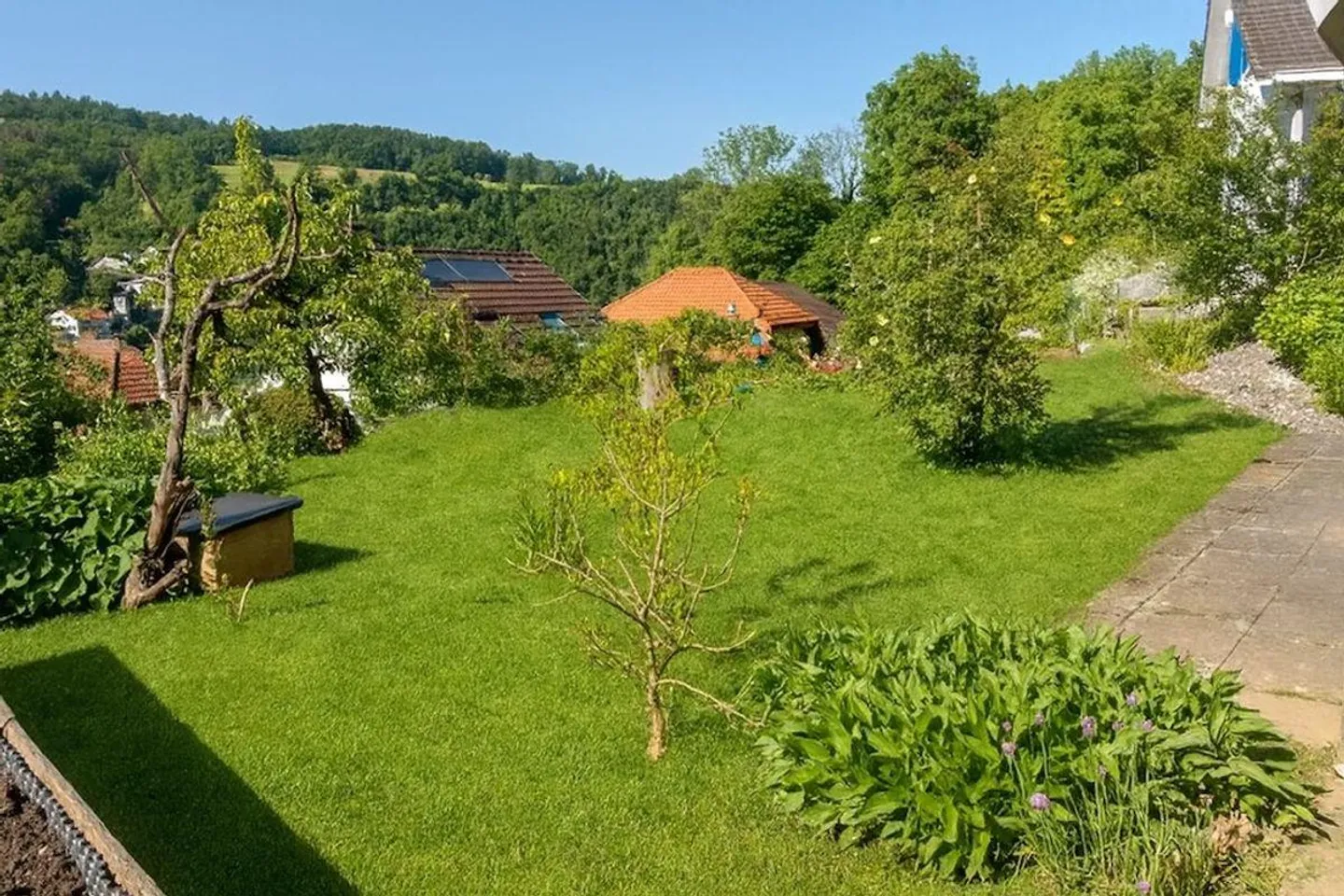 Vivere nel verde - Vicino alla città - Casa unifamiliare indipendente di 6,5 stanze - Foto 4 di 12
