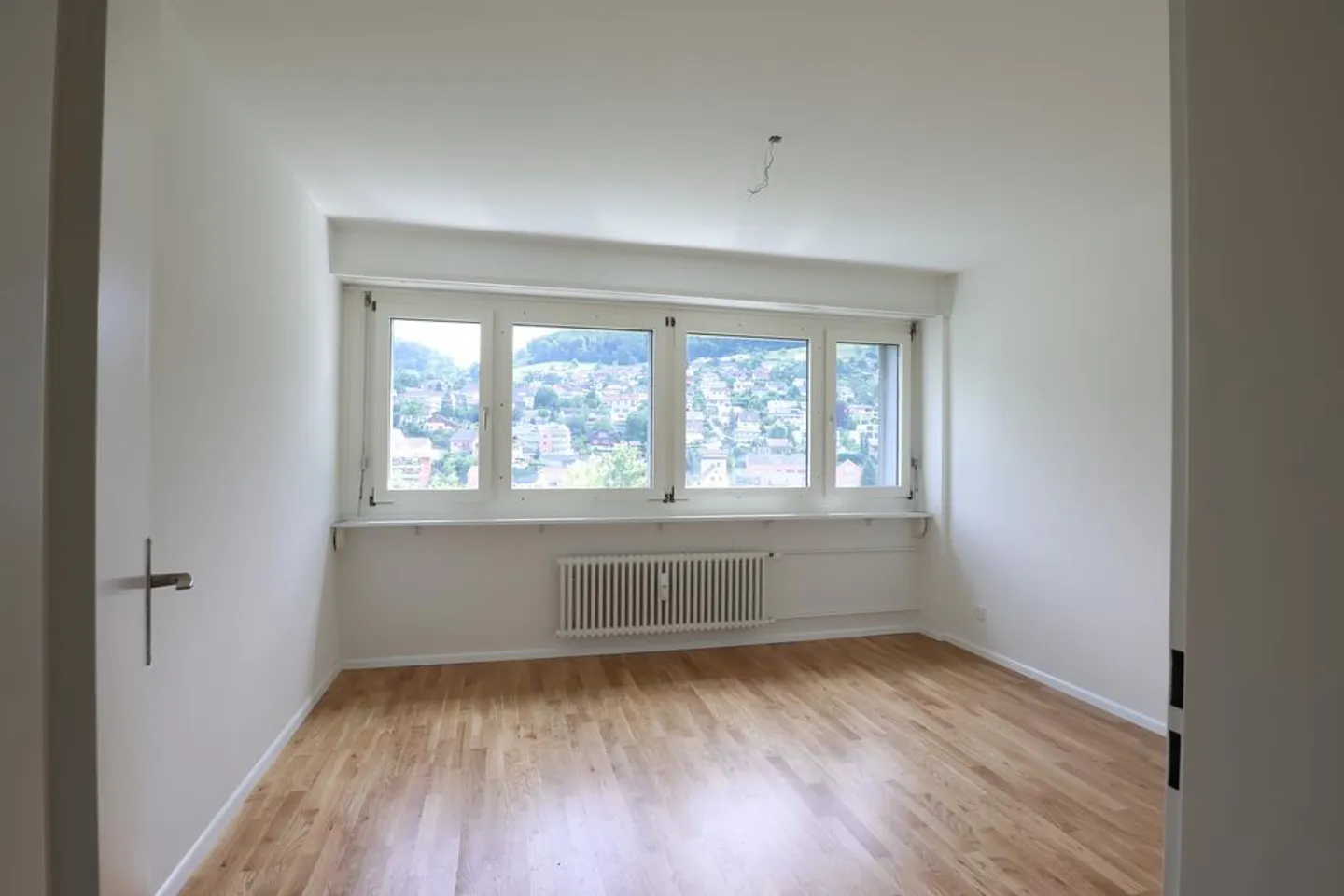 Appartement moderne avec vue - Photo 4 sur 8