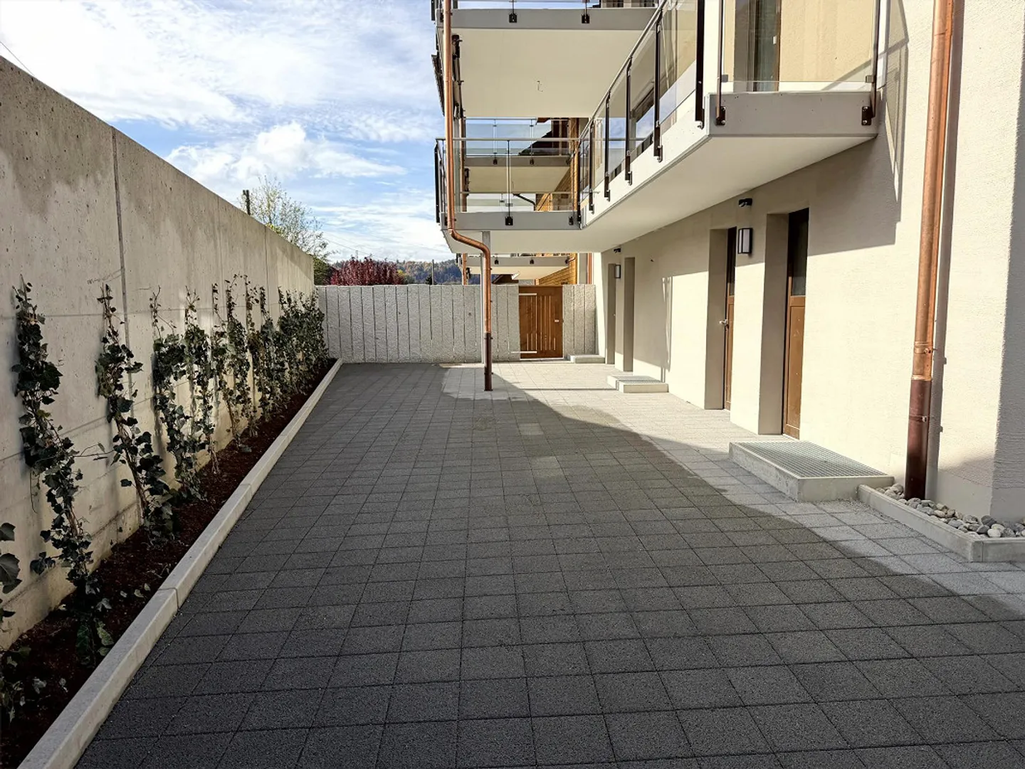 New construction! Three 4.5 room apartments in ownership format - Photo 8 of 9