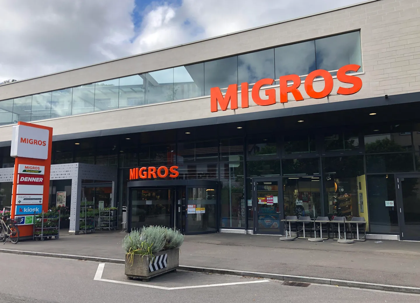 Ladenfläche mit ca. 225m² in Shopping Center – Migros Sissach - Foto 6 von 7