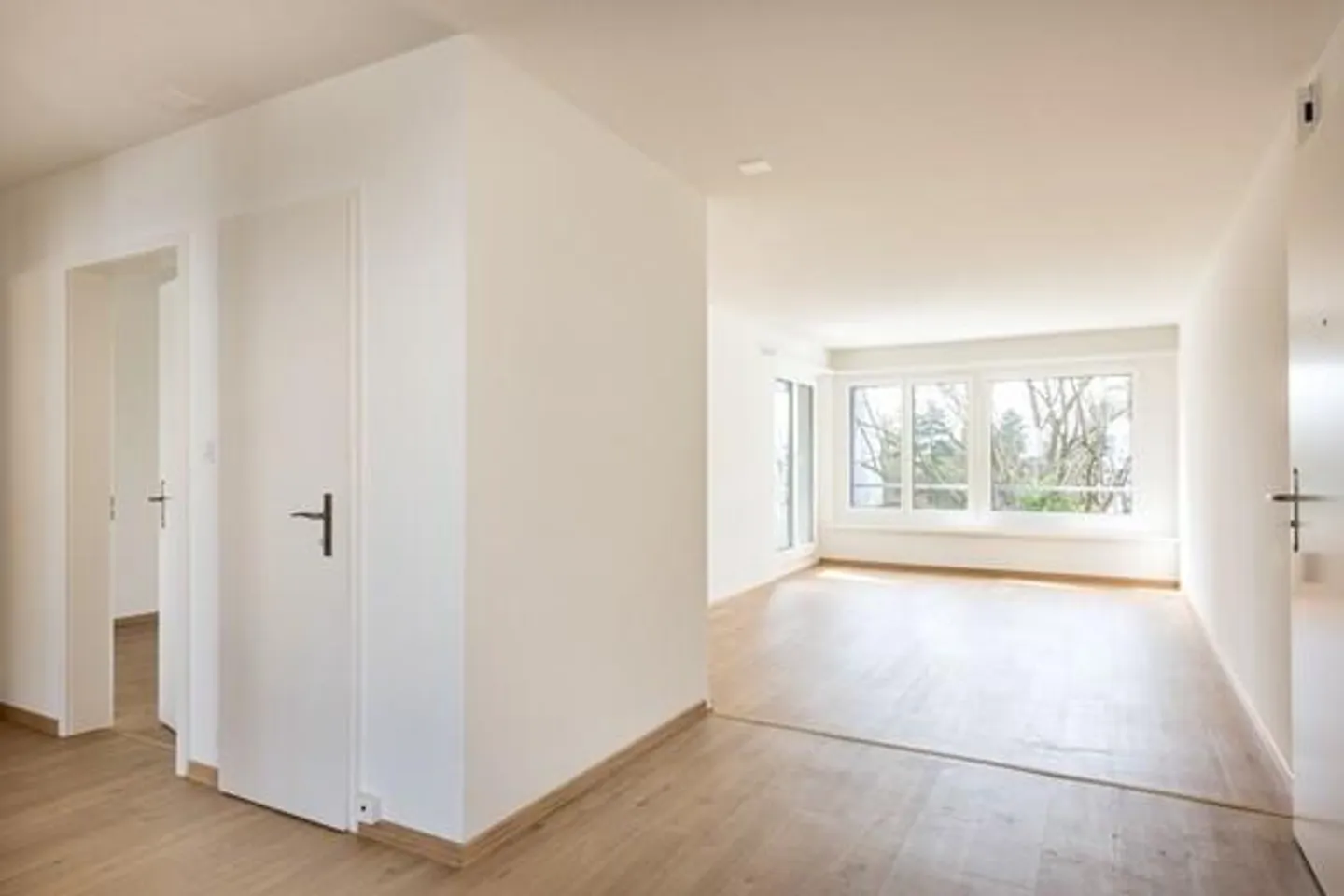 Grosszügige Gartenwohnung mit Aussicht - Foto 3 von 4