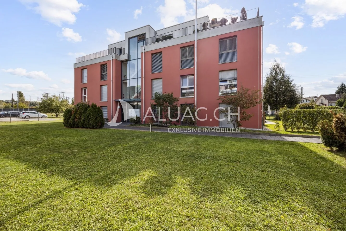 Appartamento in vendita - Foto 2 di 11