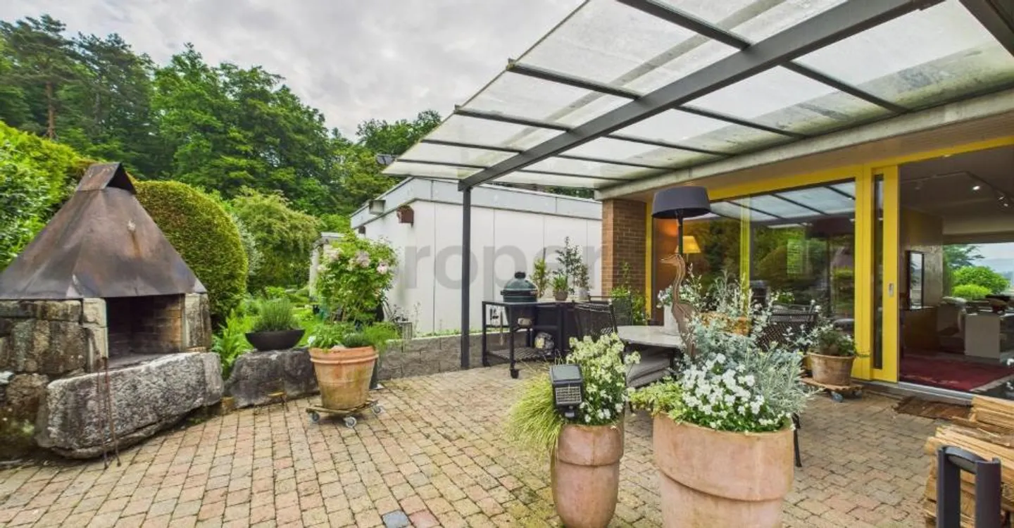 Casa a schiera unica a Herrenschwanden con vista spettacolare - Foto 10 di 11