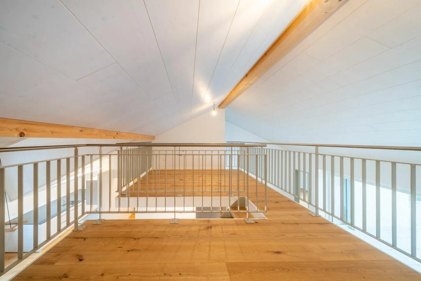 Vista garantita - Appartamento da sogno di 5½ stanze in mansarda - Foto 4 di 8