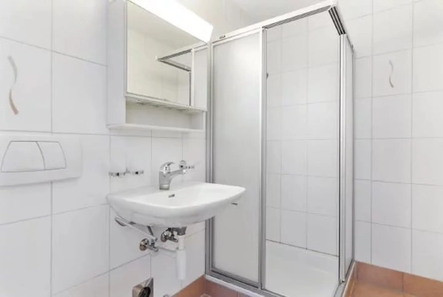 Große 4,5-Zimmer-Wohnung im Obergeschoss mit Balkon - Foto 6 von 12