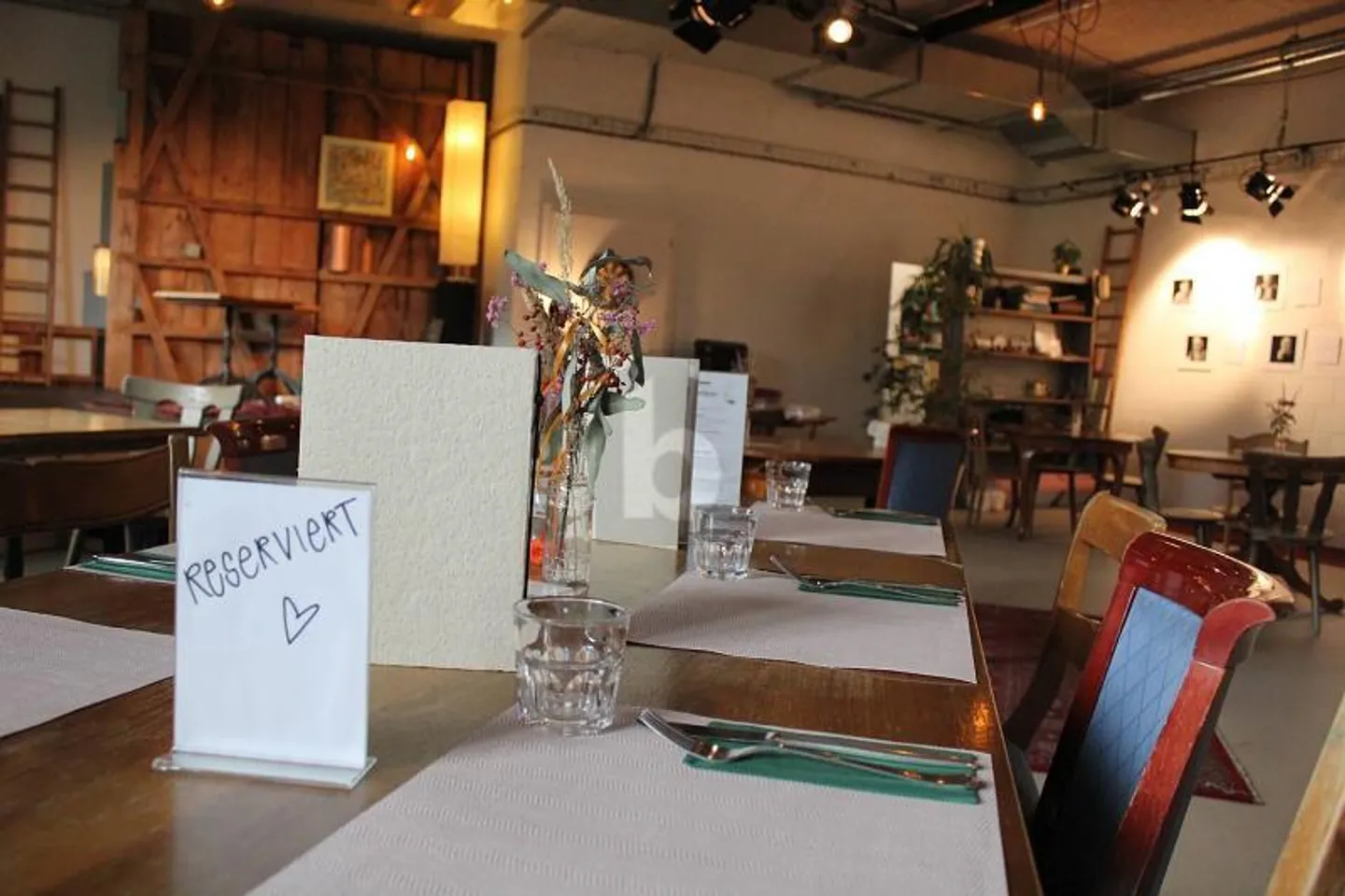 JEWEL IN THE VILLAGE CENTER - IDEAL FOR GASTRO - Photo 3 of 6