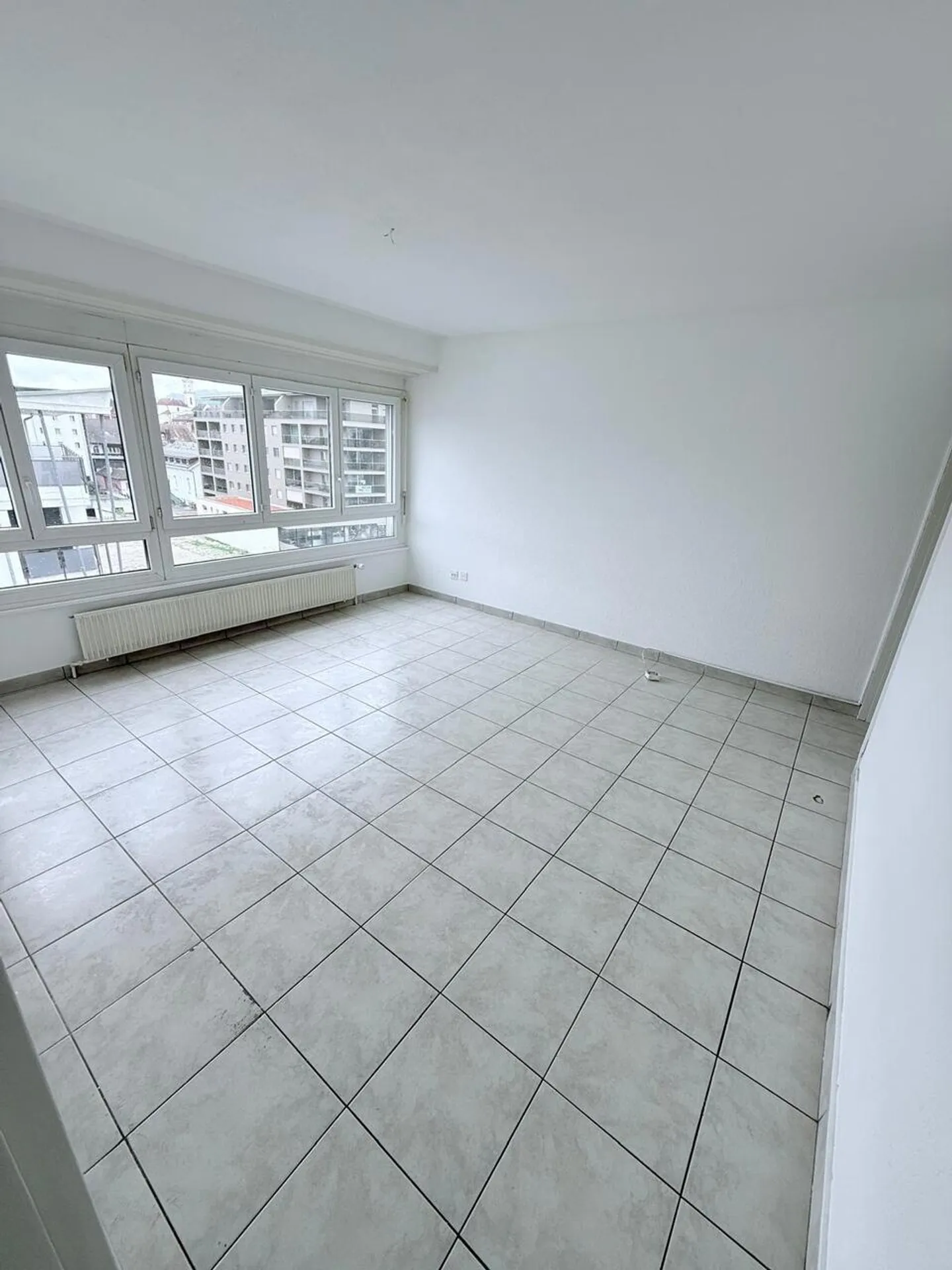 Appartamento di 5.0 stanze a Delémont - Foto 4 di 8