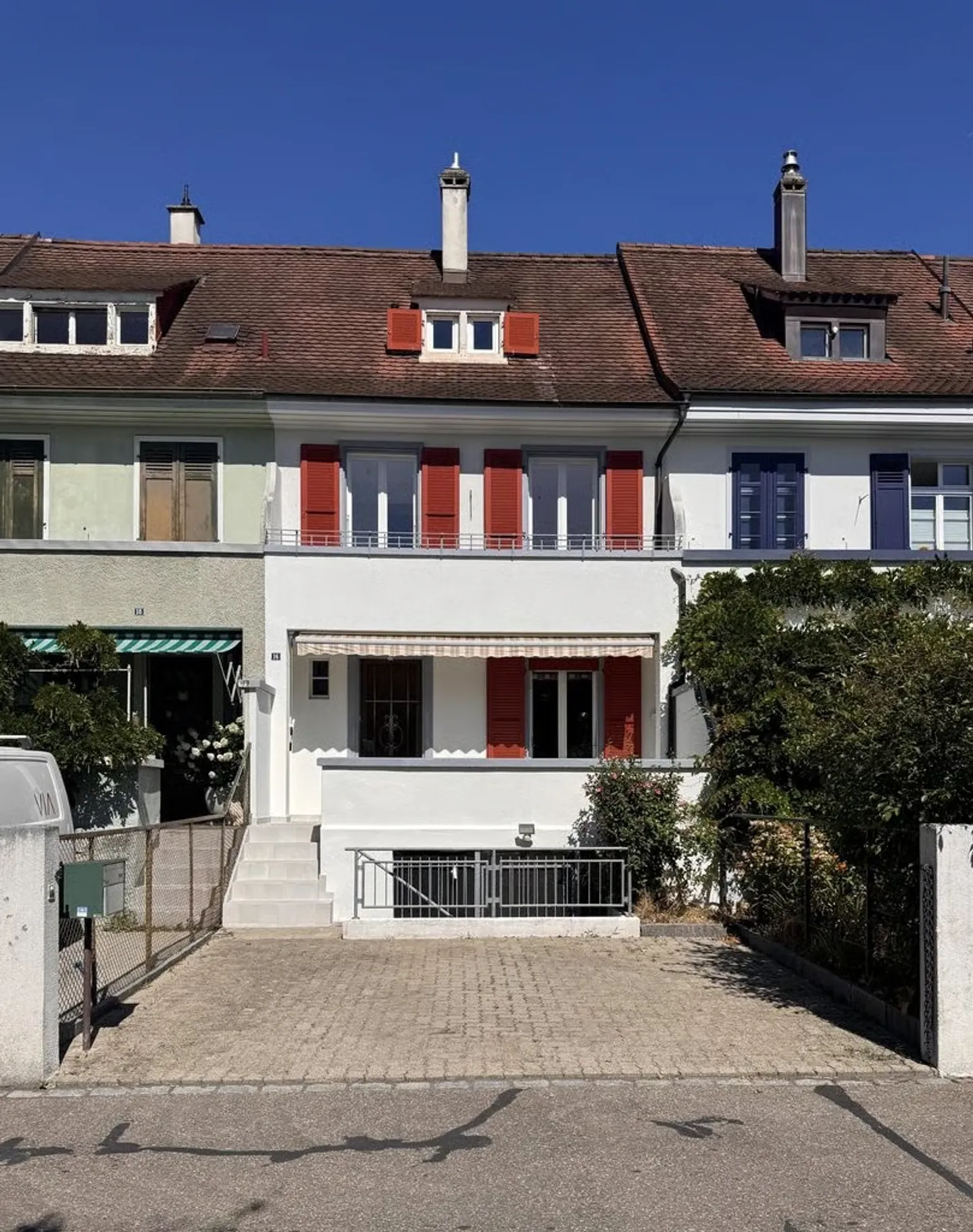 Charming row house with garden in a quiet and central location - Photo 1 of 12
