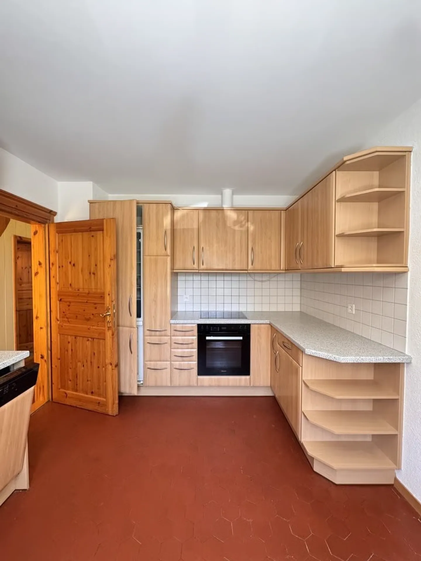 Charming row house with garden in a quiet and central location - Photo 2 of 12