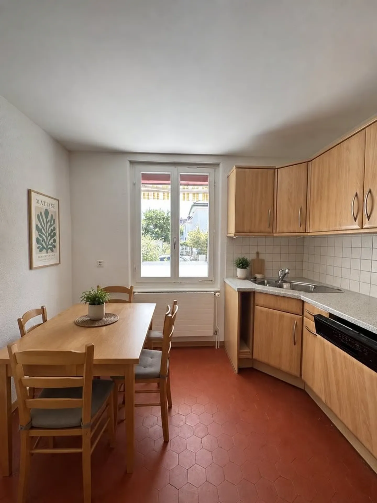 Charming row house with garden in a quiet and central location - Photo 3 of 12