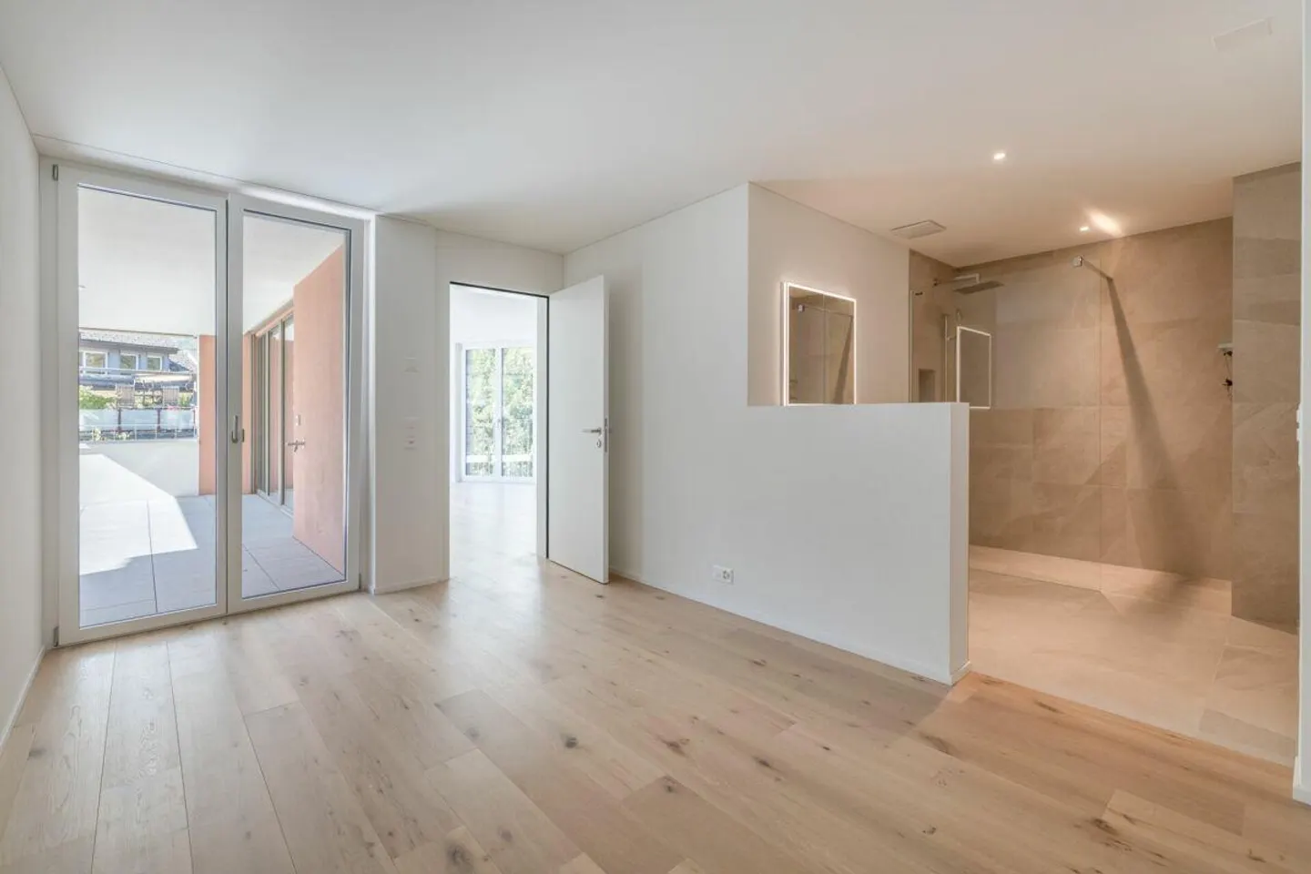 Prima occupazione | Appartamento 3.5 locali nel centro di Glarona - Foto 9 di 14