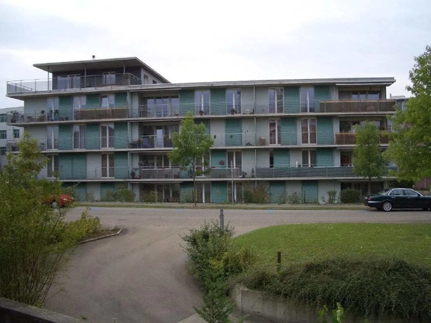 Parking space near Tägipark wanted? - Photo 2 of 3