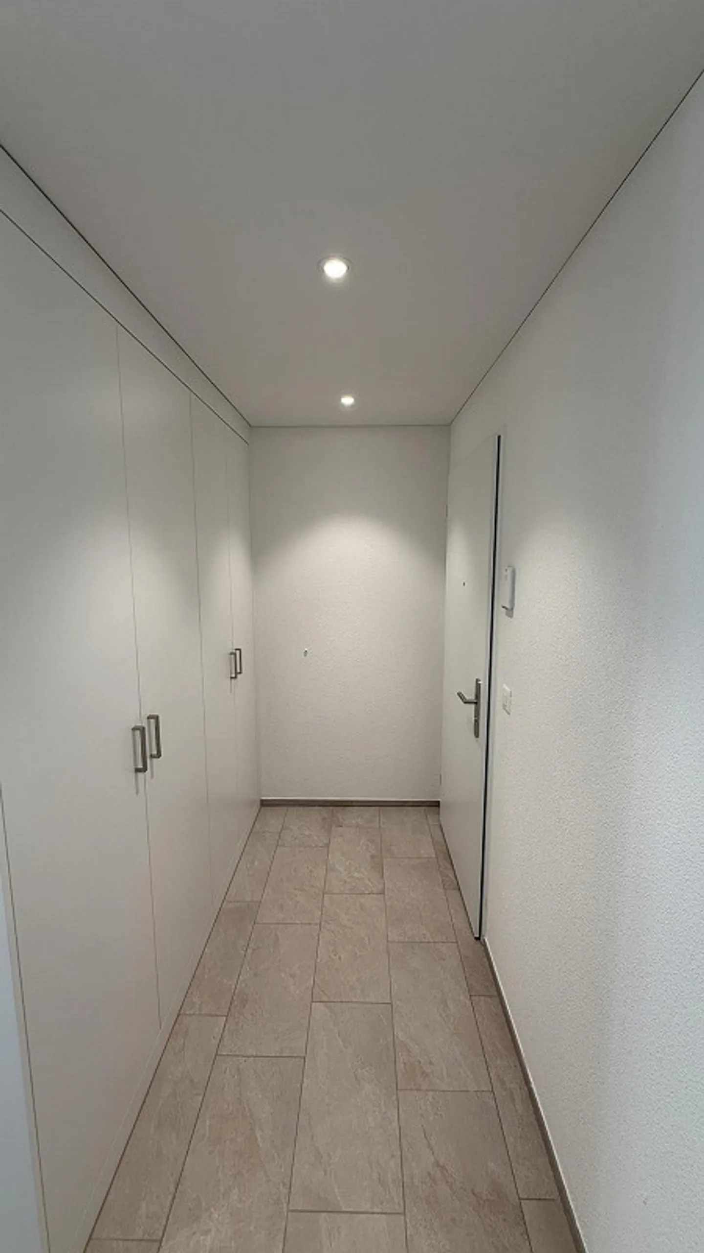 Appartement de jardin 2,5 pièces dans un nouveau bâtiment avec jardin privé de 42 m² - première occupation - Photo 2 sur 16