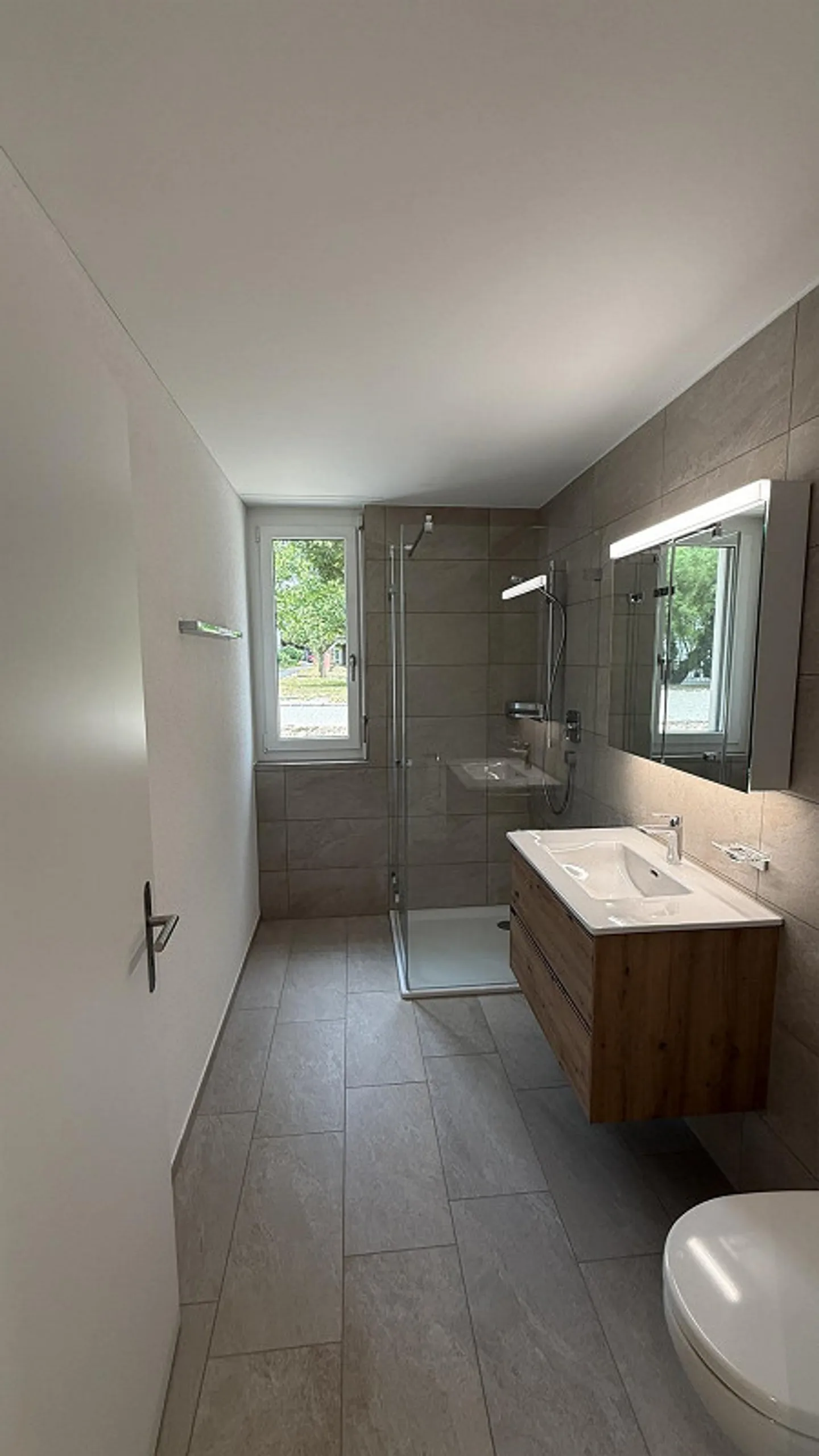 Appartement de jardin 2,5 pièces dans un nouveau bâtiment avec jardin privé de 42 m² - première occupation - Photo 6 sur 16