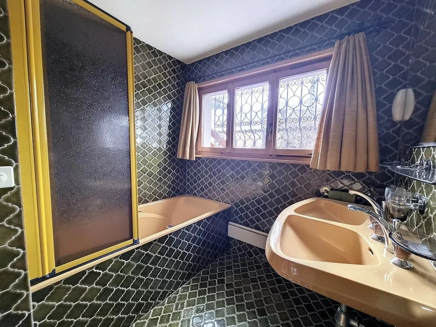 Chalet da sogno a Crans Montana con vista mozzafiato e terreno privato - Foto 7 di 11