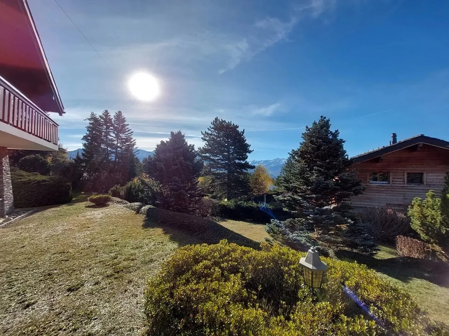 Chalet da sogno a Crans Montana con vista mozzafiato e terreno privato - Foto 10 di 11