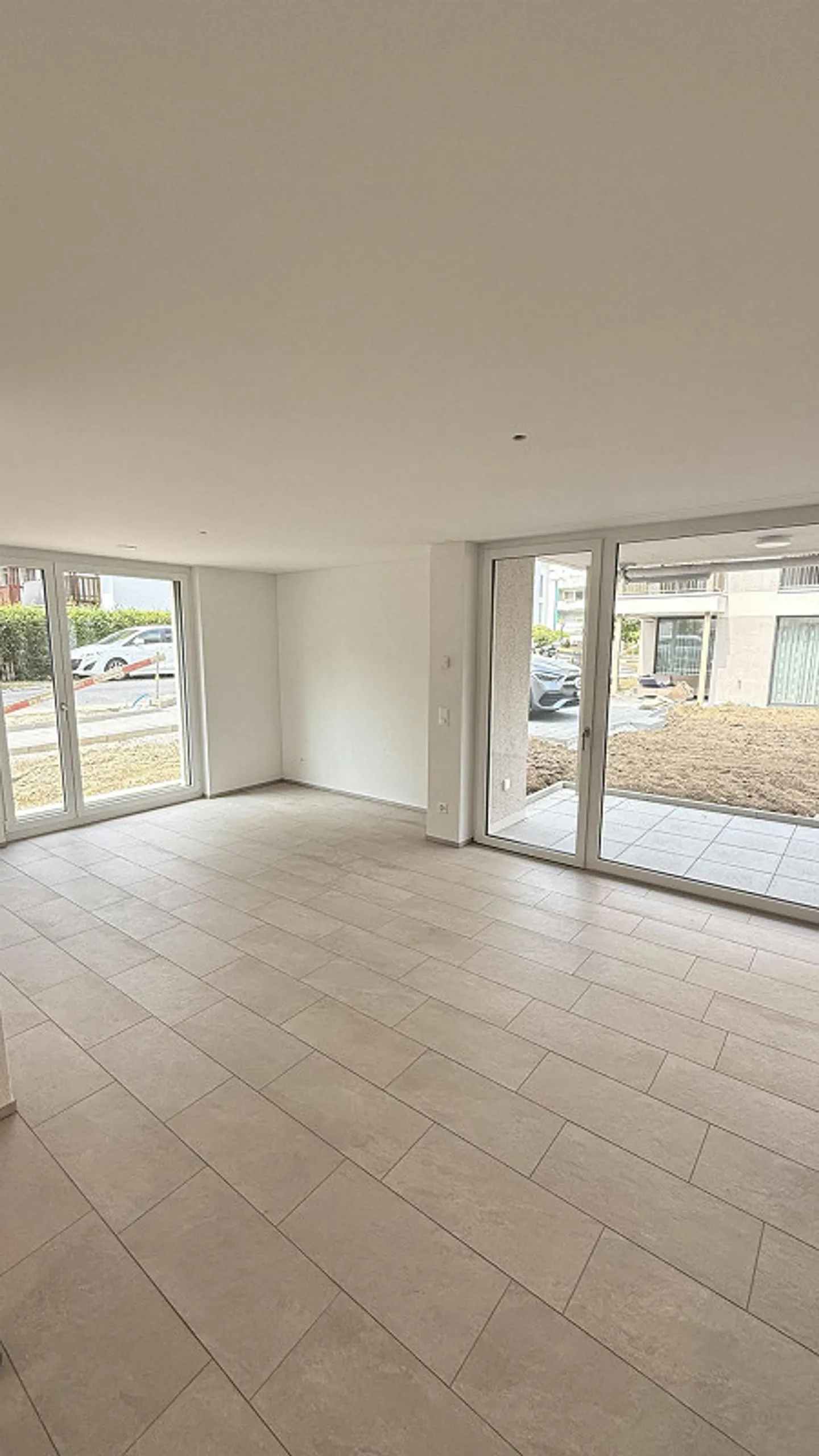 Appartement de jardin 2,5 pièces dans un nouveau bâtiment avec jardin privé de 42 m² - première occupation - Photo 9 sur 16