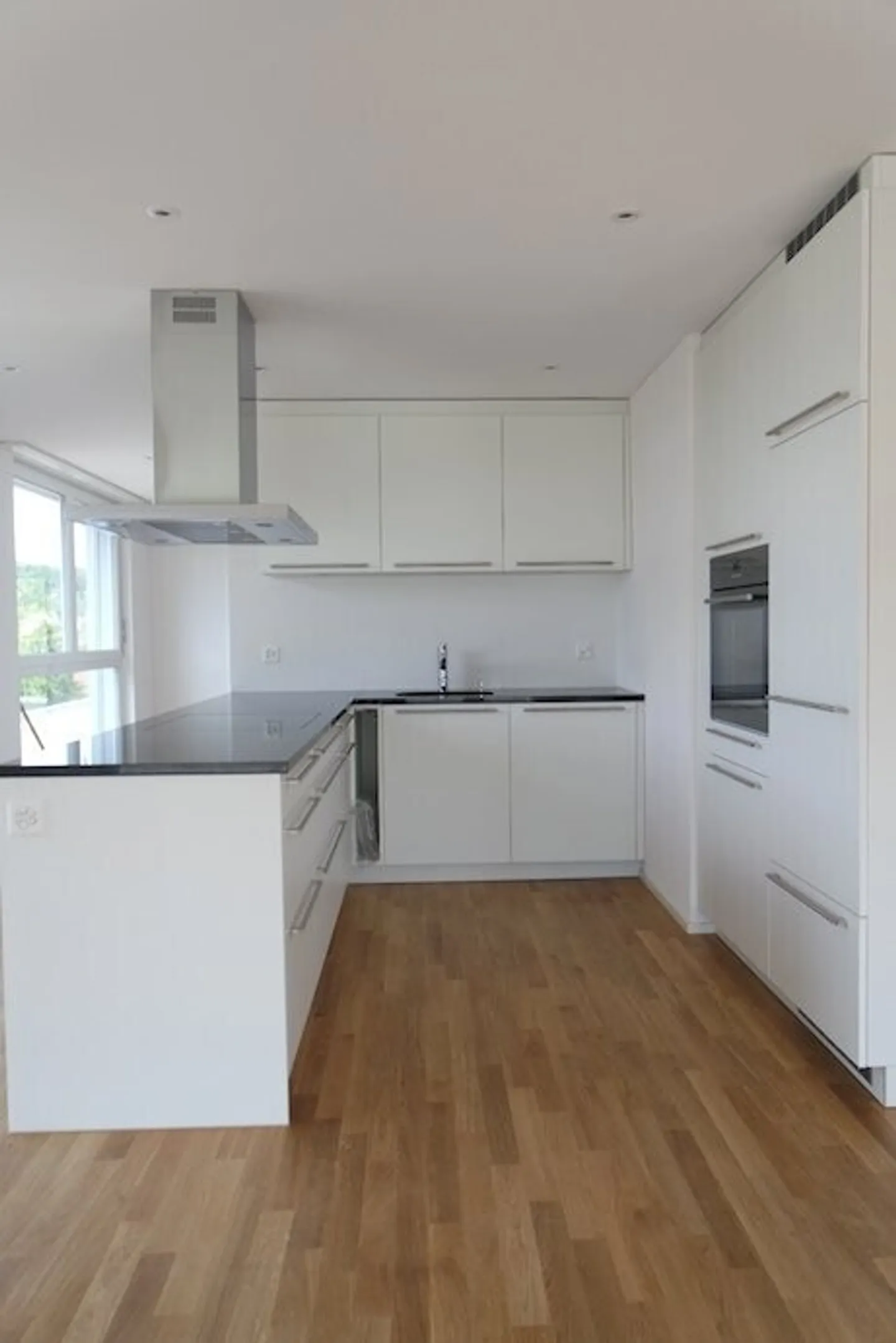 Modernes Apartment mit zwei Terrassen - Foto 4 von 10