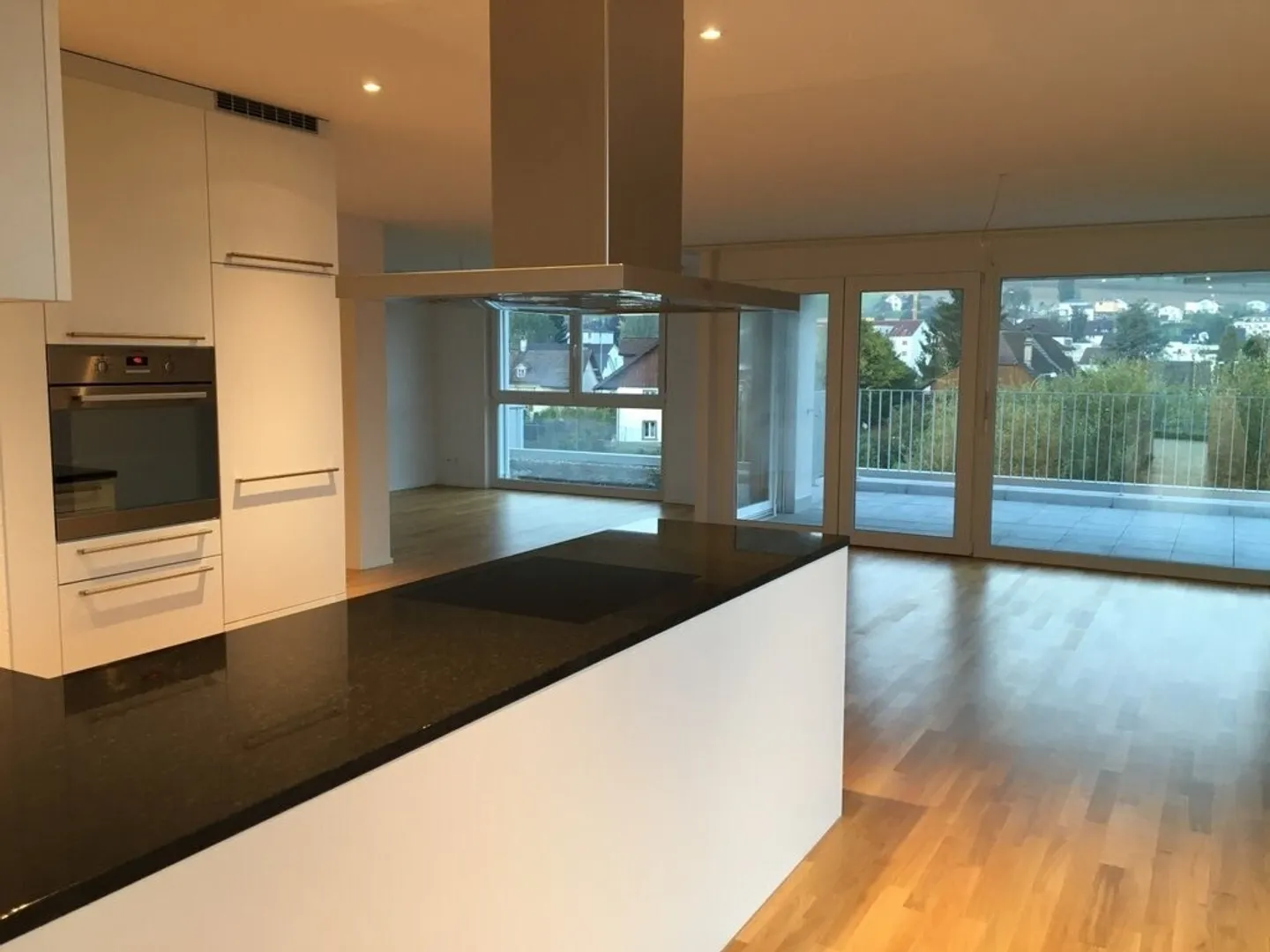 Modernes Apartment mit zwei Terrassen - Foto 5 von 10