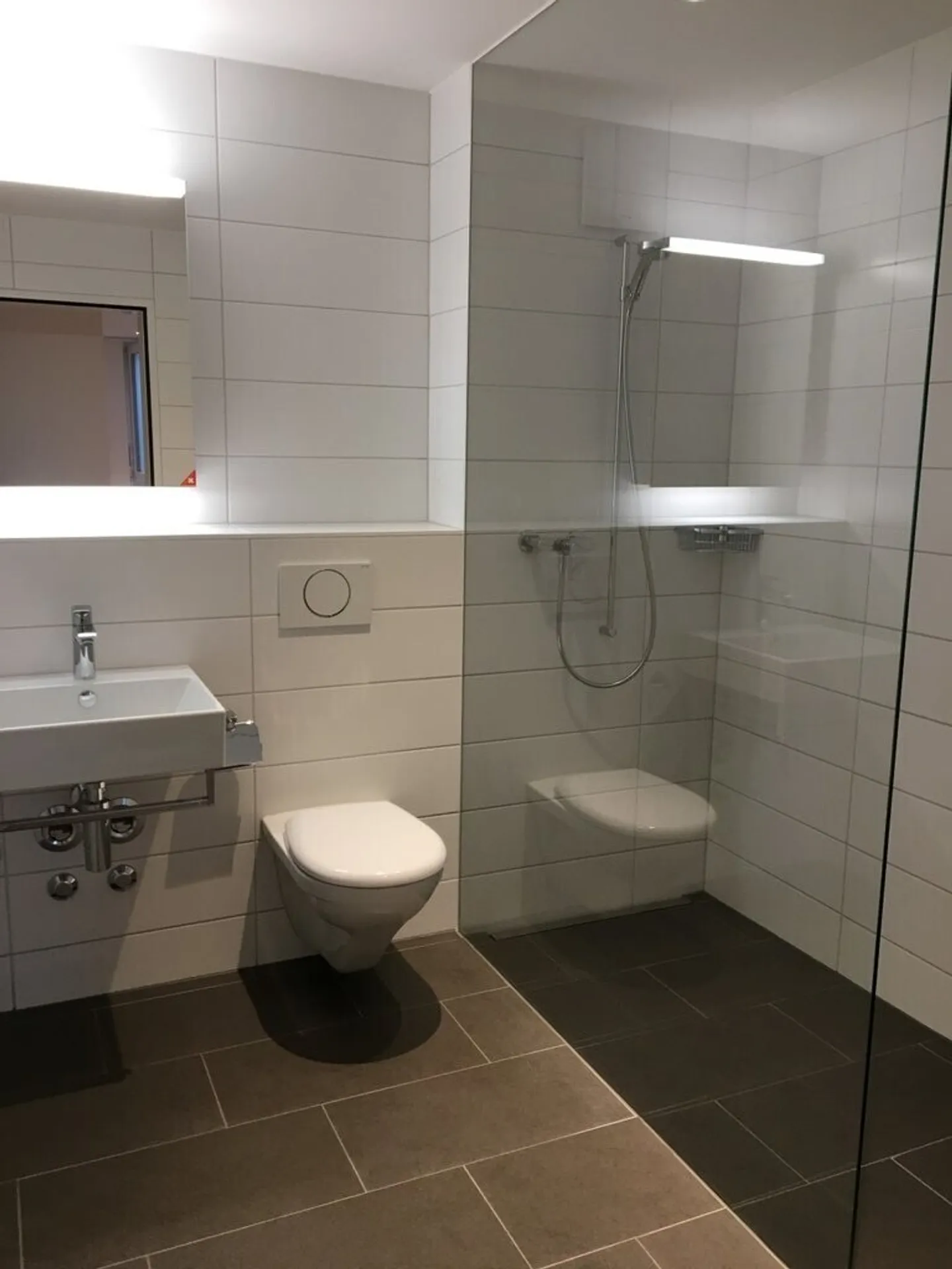 Modernes Apartment mit zwei Terrassen - Foto 7 von 10