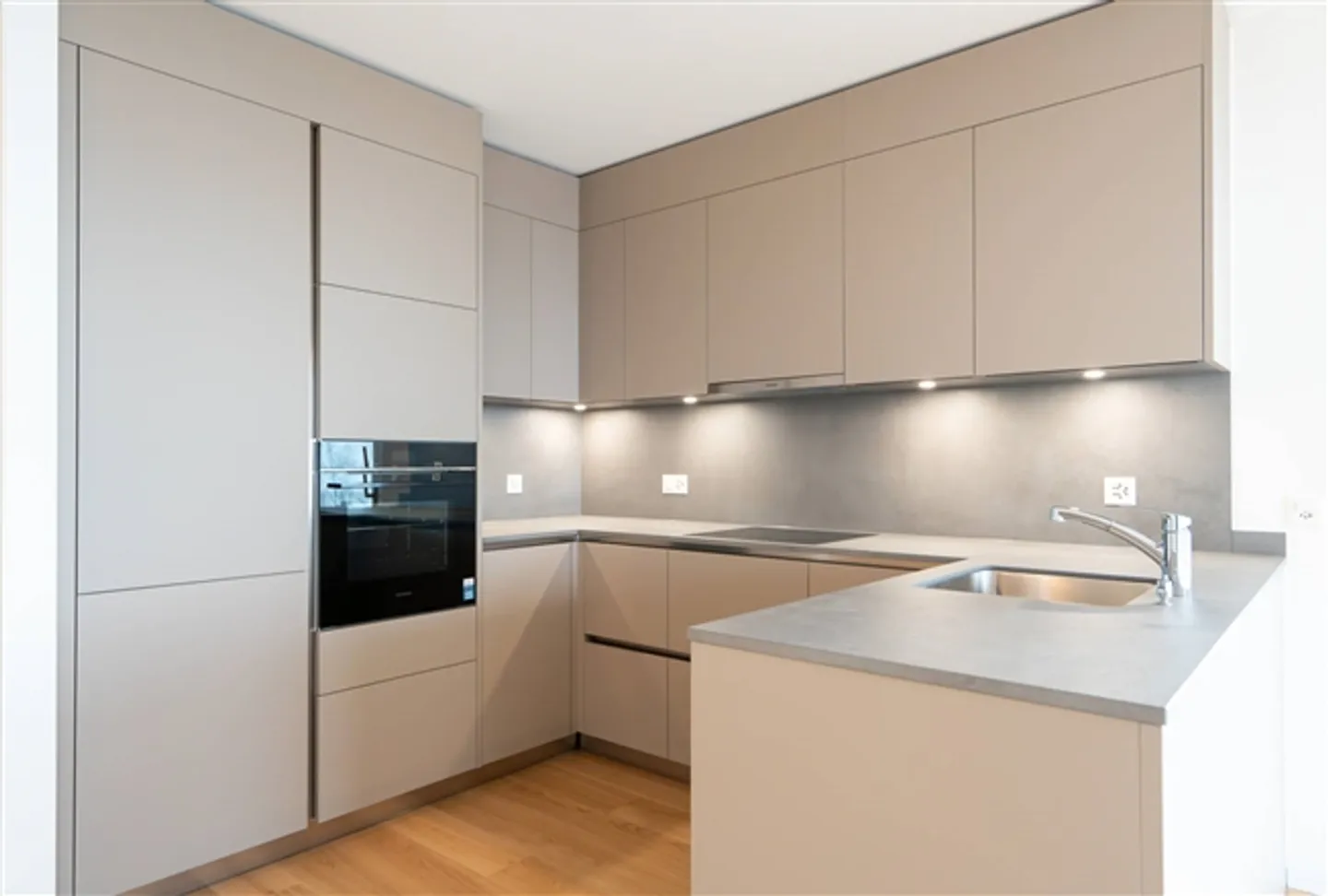 Magnifique appartement de 3.5 pièces avec vue sur le lac - Photo 4 sur 13