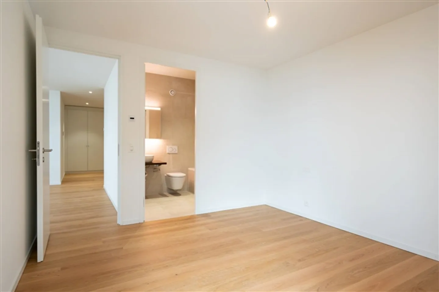 Magnifique appartement de 3.5 pièces avec vue sur le lac - Photo 8 sur 13