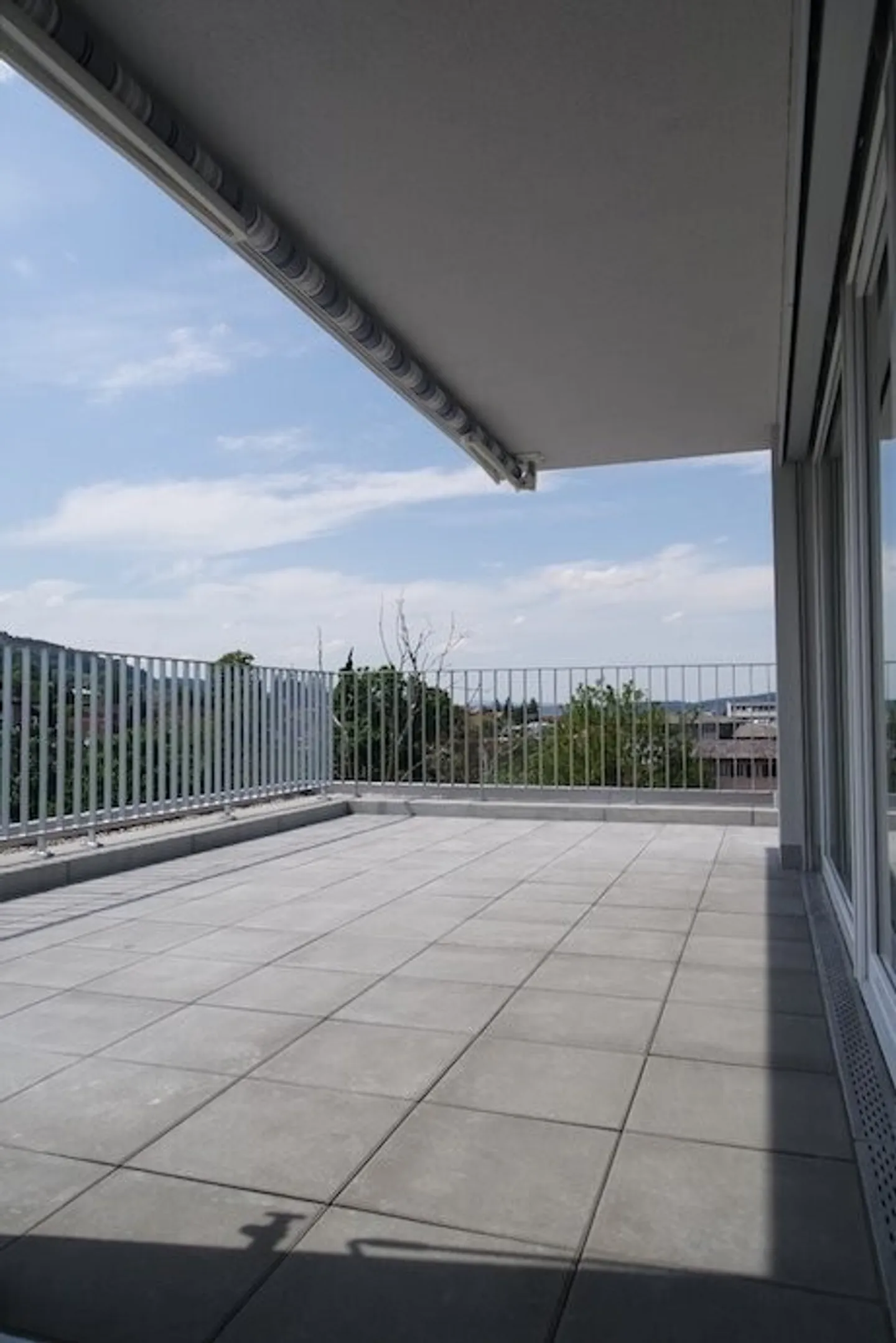 Modernes Apartment mit zwei Terrassen - Foto 10 von 10
