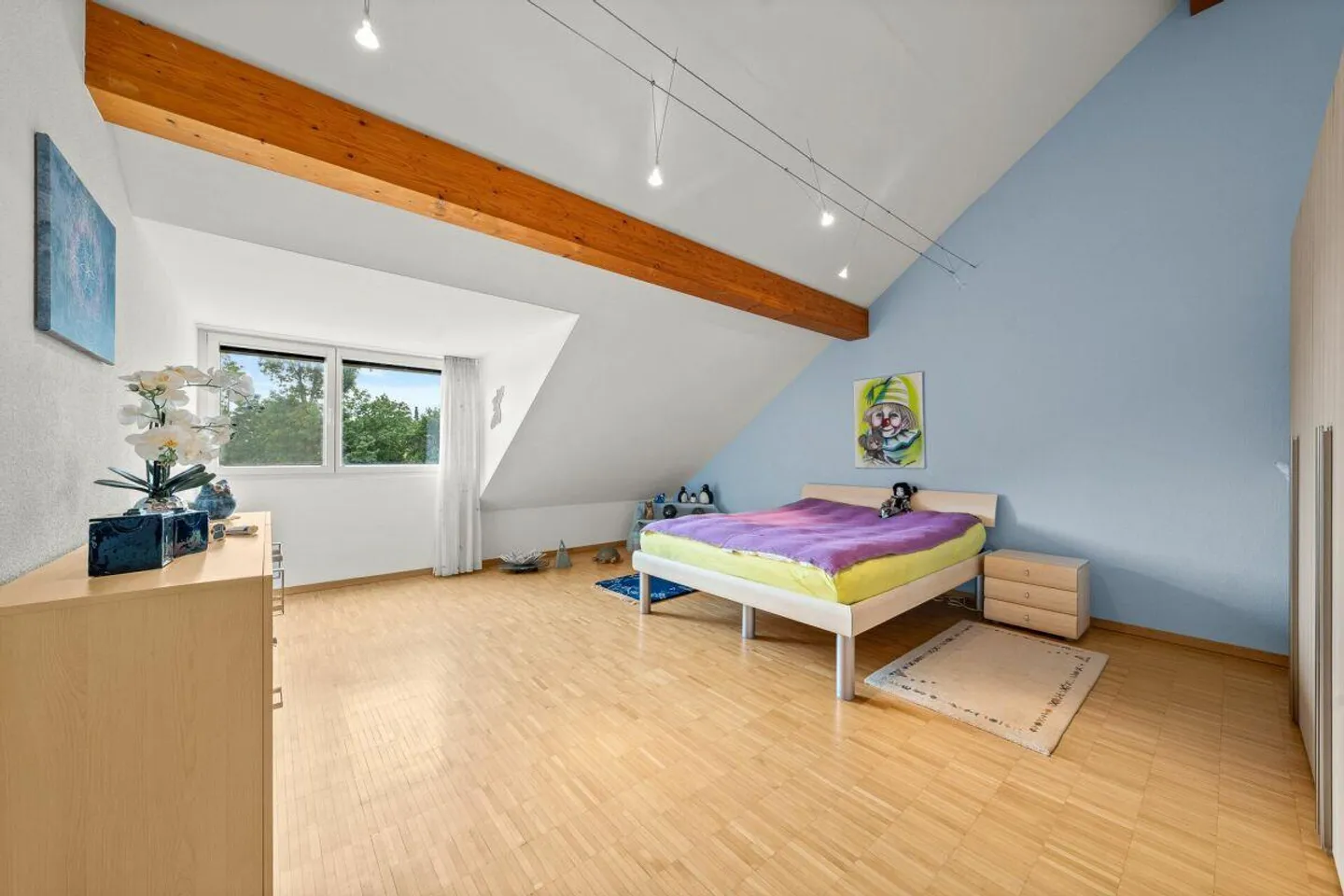 DUPLEX APARTMENT IN PRIME LOCATION - Photo 7 of 15