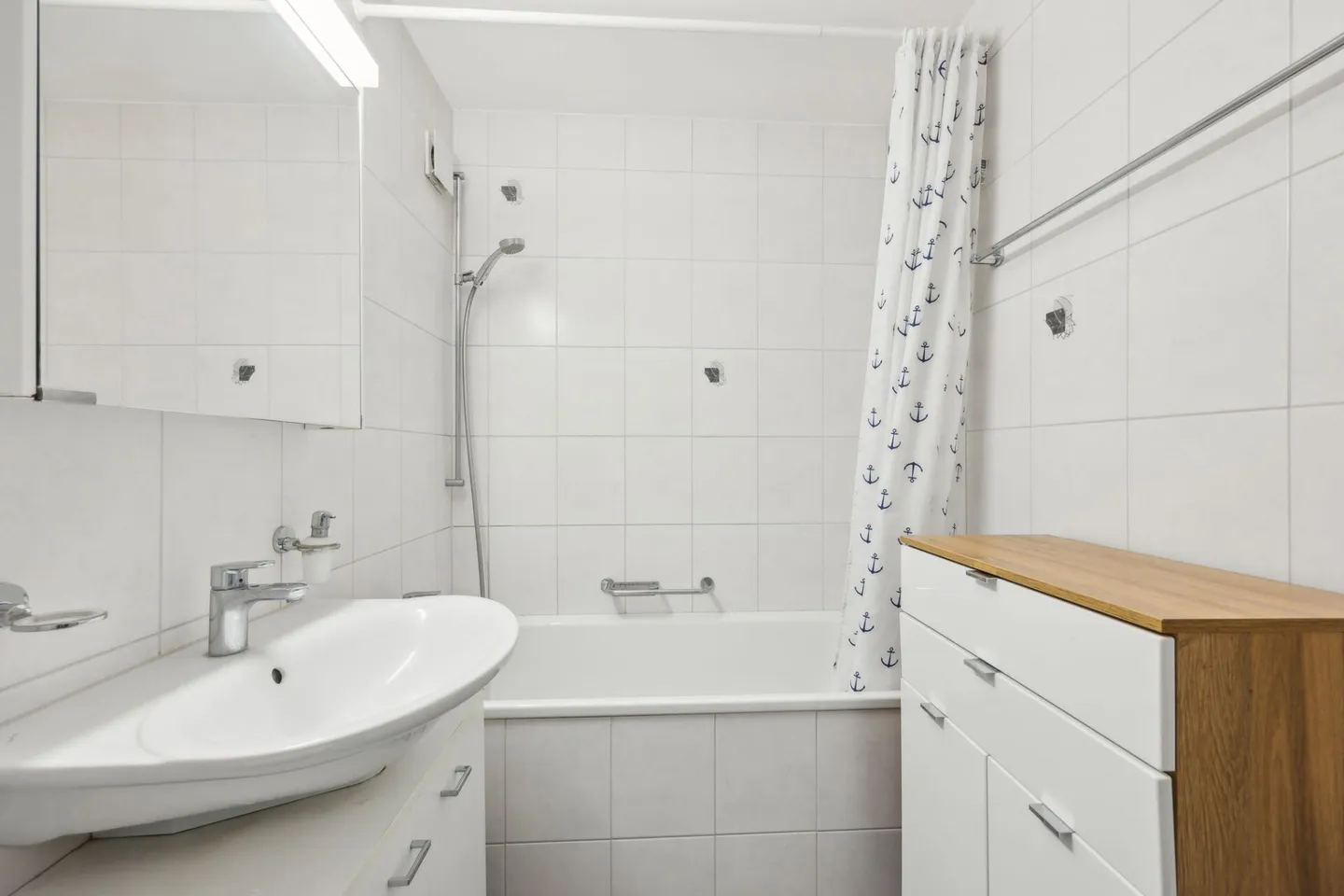 Move in & feel good - Well-maintained 4.5-room apartment with balcony - Photo 5 of 7