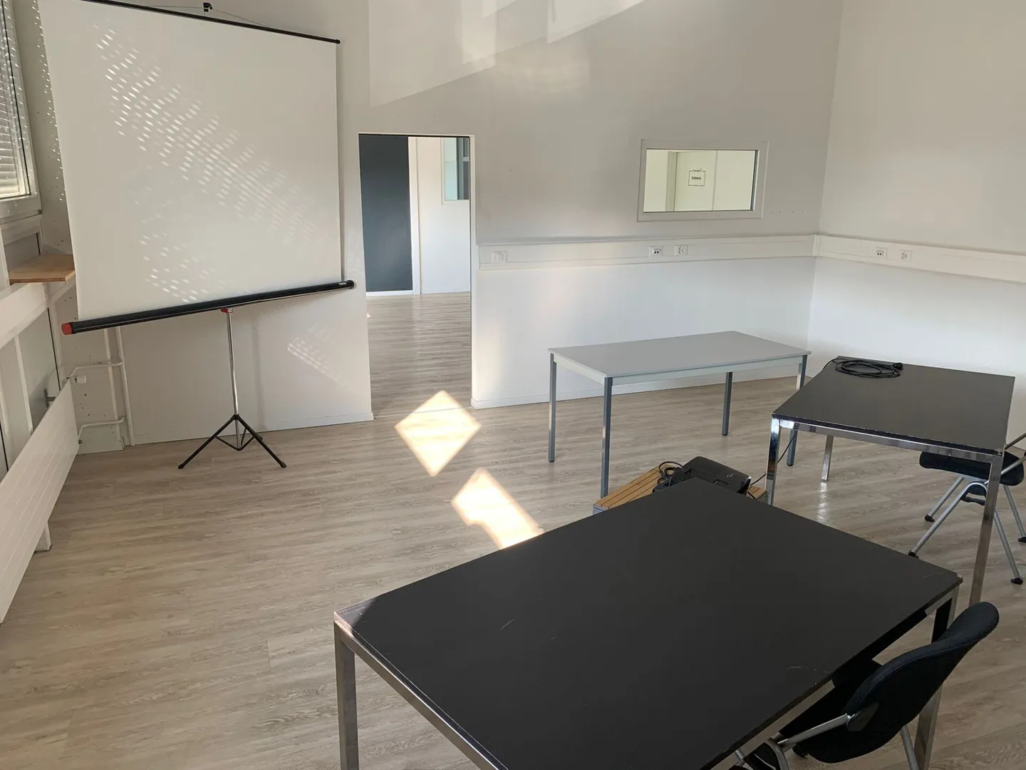 Spazio commerciale in affitto: 328 m2 al piano terra - Foto 4 di 5
