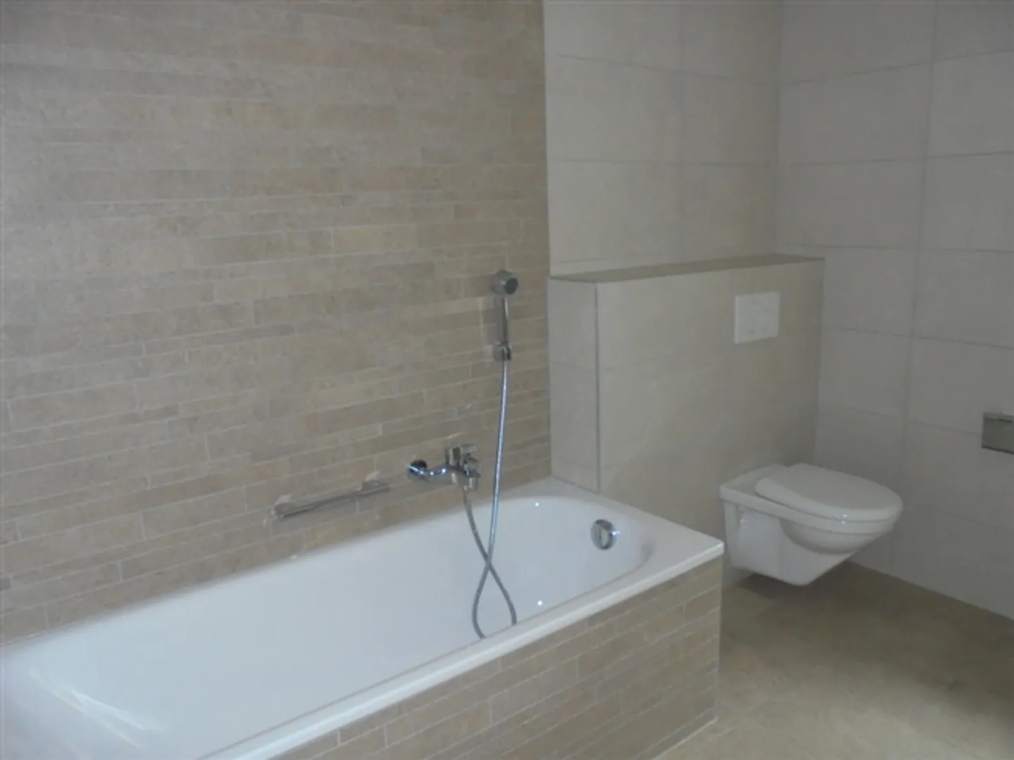 Appartamento in affitto - Foto 3 di 4