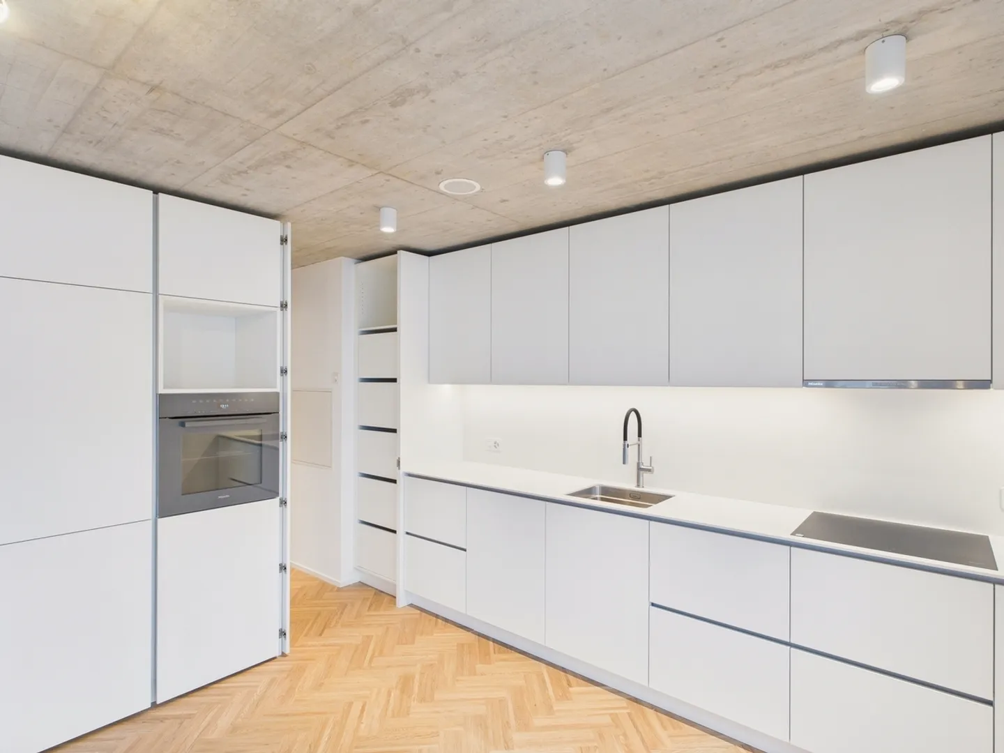 Appartement moderne de 2,5 pièces dans le meilleur emplacement de Bâle - Première occupation ! - Photo 2 sur 11