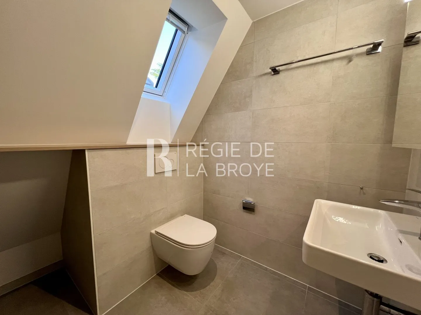 4.5-room semi-detached villa in Cheyres - Photo 14 of 17