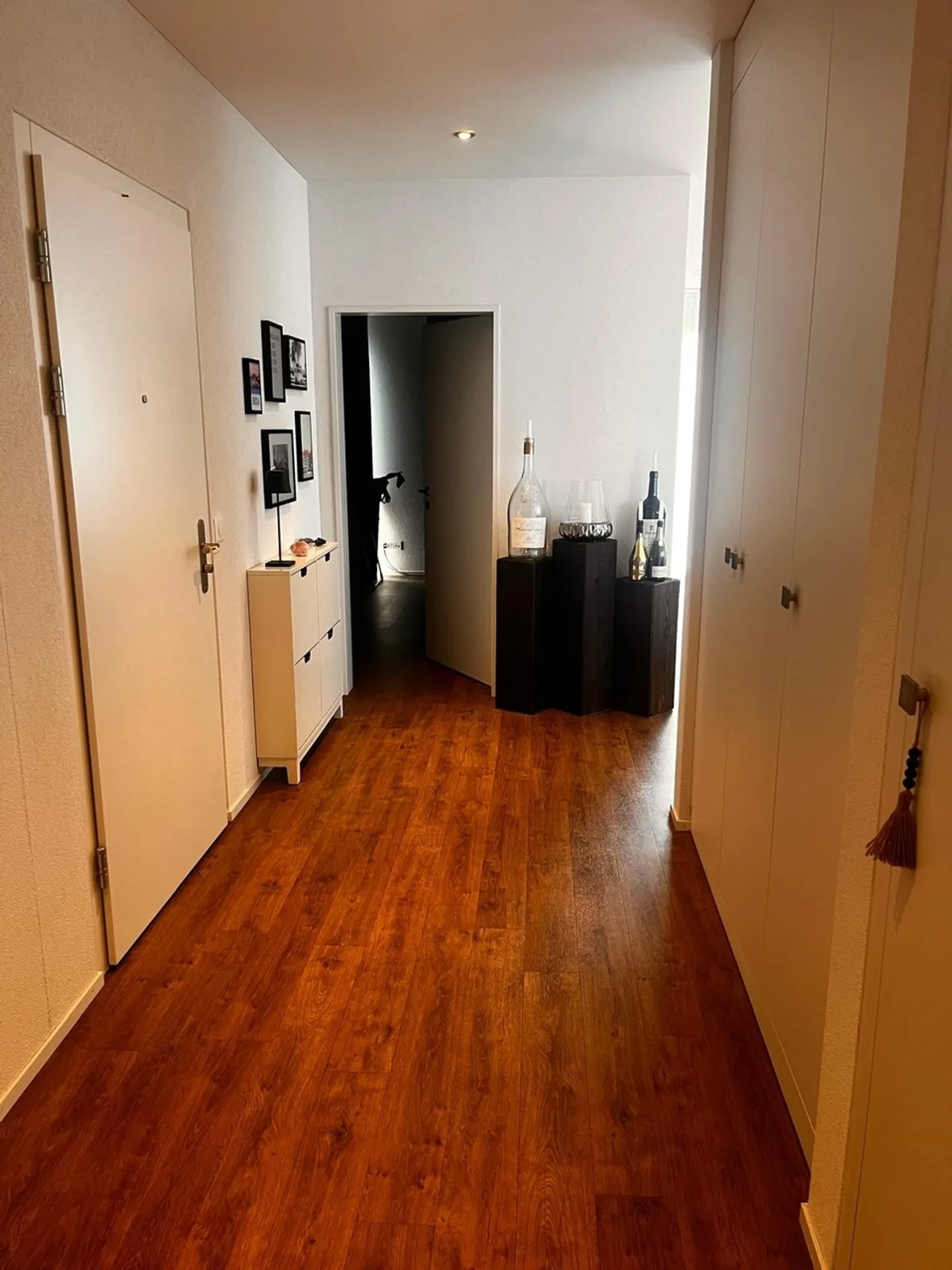Exklusive 3.5 Zimmer Attikawohnung mit 100m2 Terrasse - Foto 8 von 11