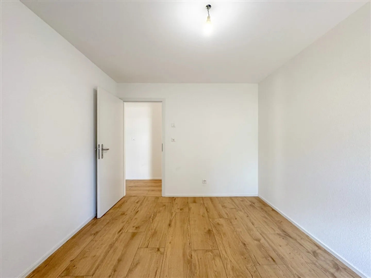 Nuovo appartamento di 4,5 stanze con balcone Campagna Pernod, Los A6 - Foto 9 di 20