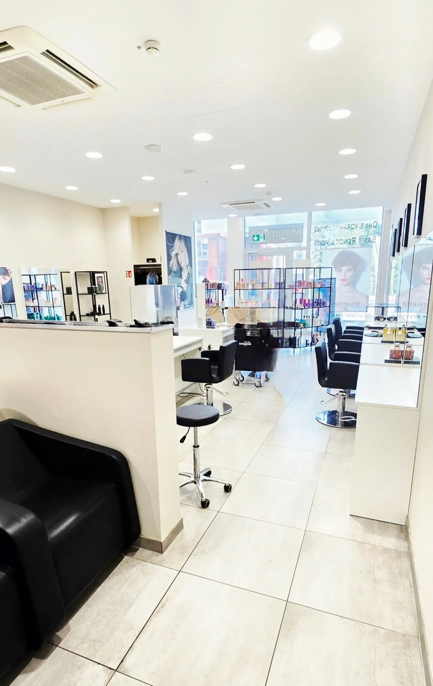 Hair Salon - Photo 7 of 12