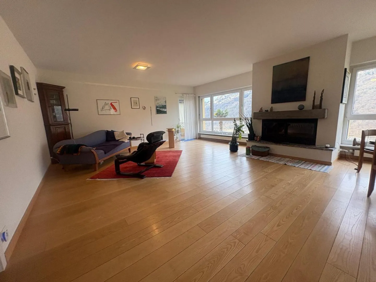 Villa de 9 pièces avec grand jardin, très calme, vue ensoleillée - Photo 2 sur 36