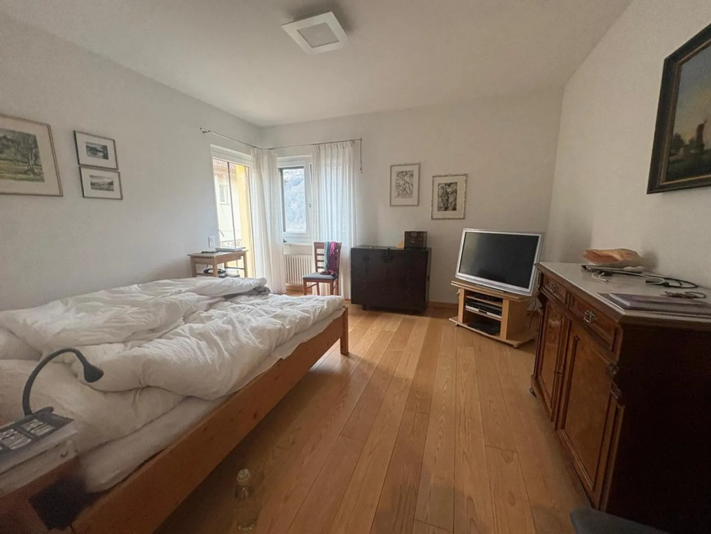 Villa de 9 pièces avec grand jardin, très calme, vue ensoleillée - Photo 10 sur 36