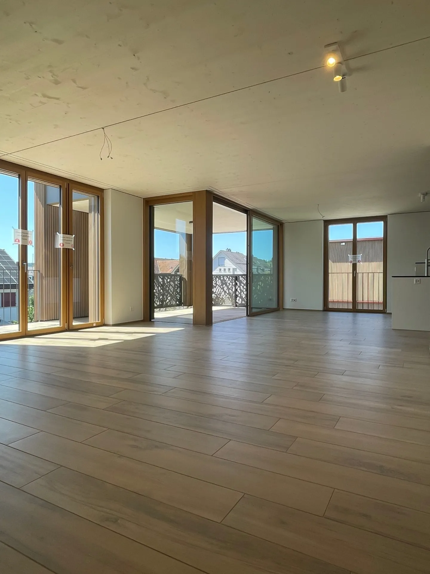 Exclusive 4.5-room new apartment in Rafz - Photo 1 of 10
